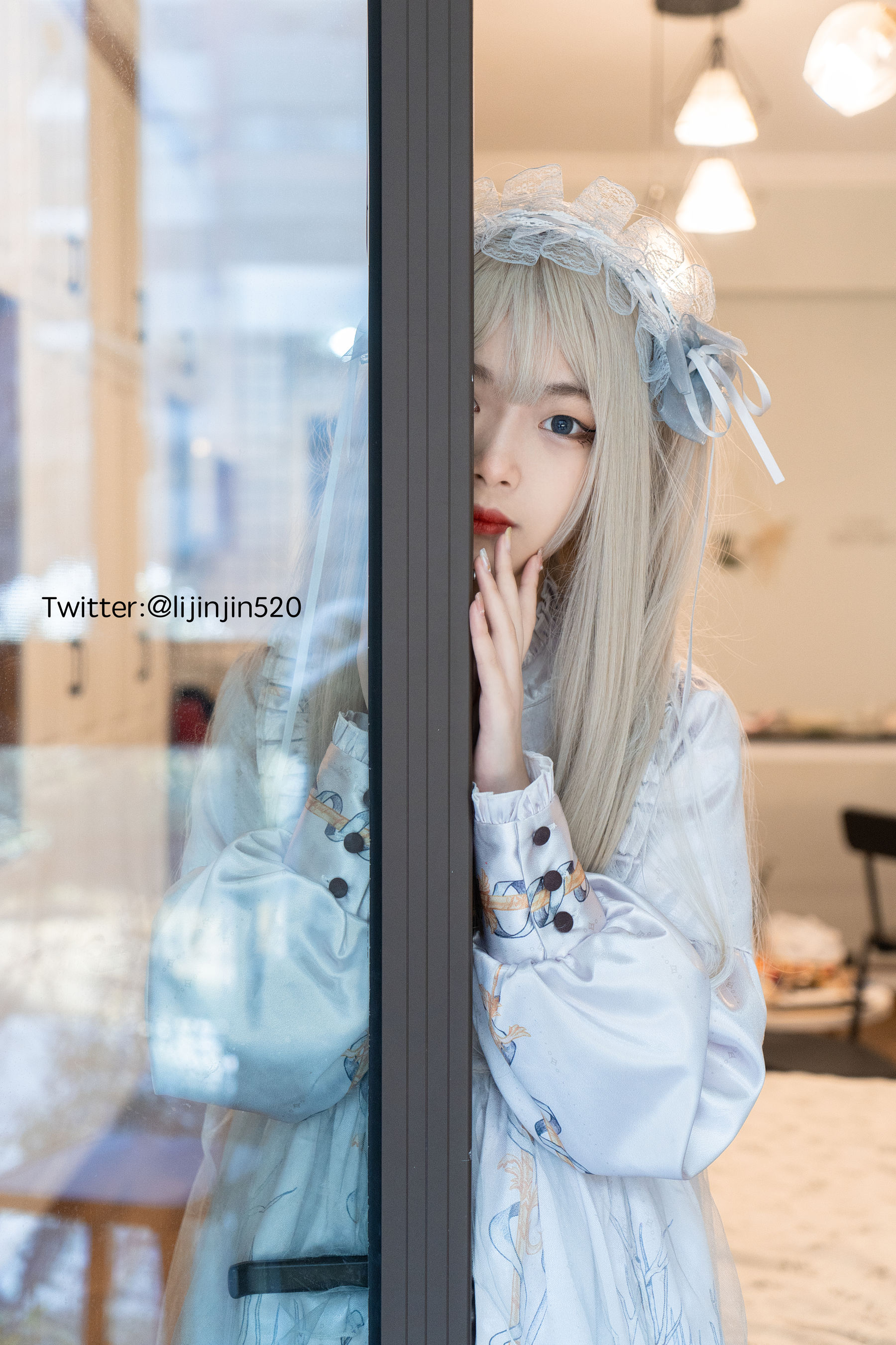 梨瑾瑾 – LO娘 [20P] - 秀人网免费无水印在线套图写真