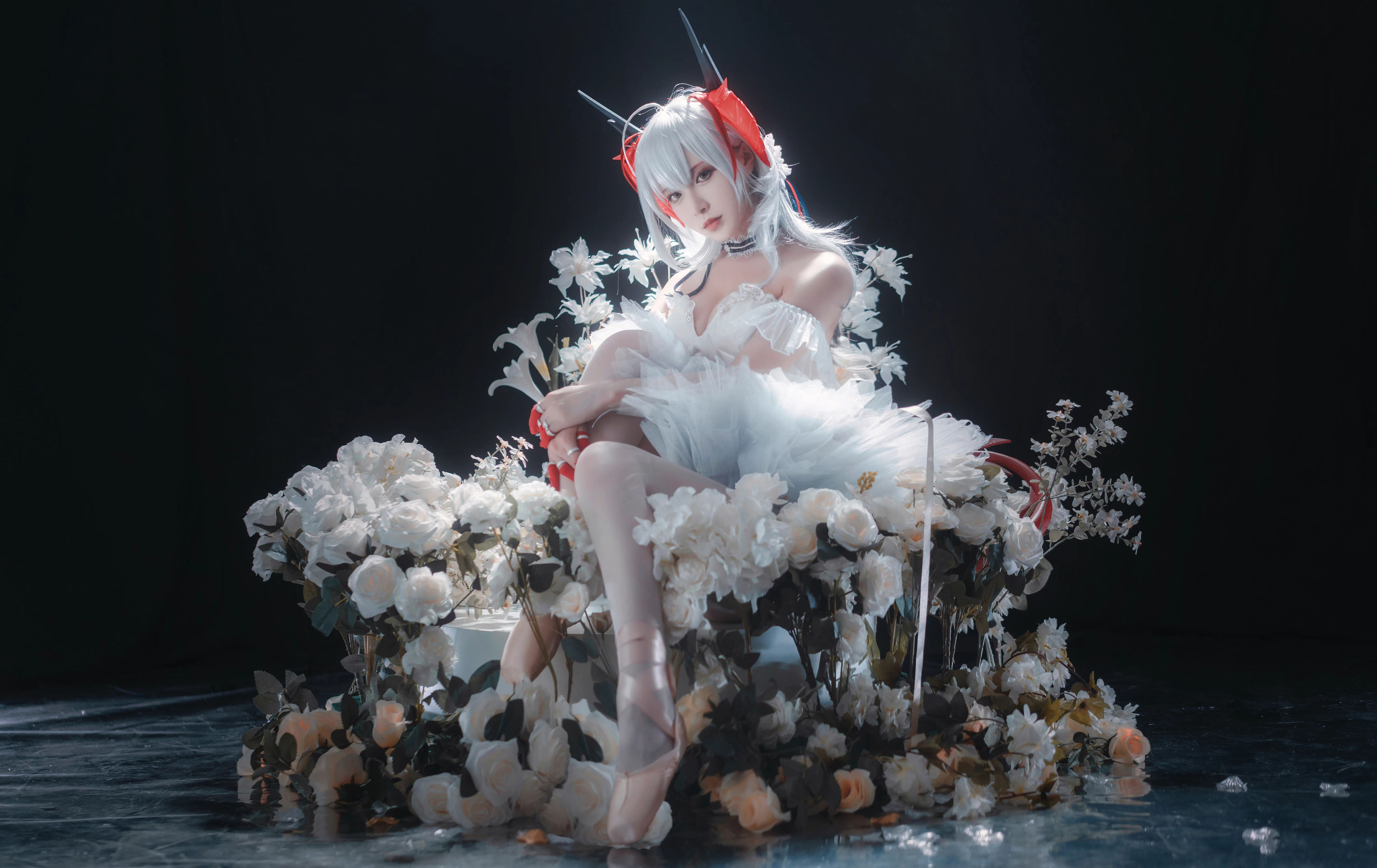 动漫博主铁板烧鬼舞w – 明日方舟 芭蕾 [18P] - 秀人网免费无水印在线套图写真