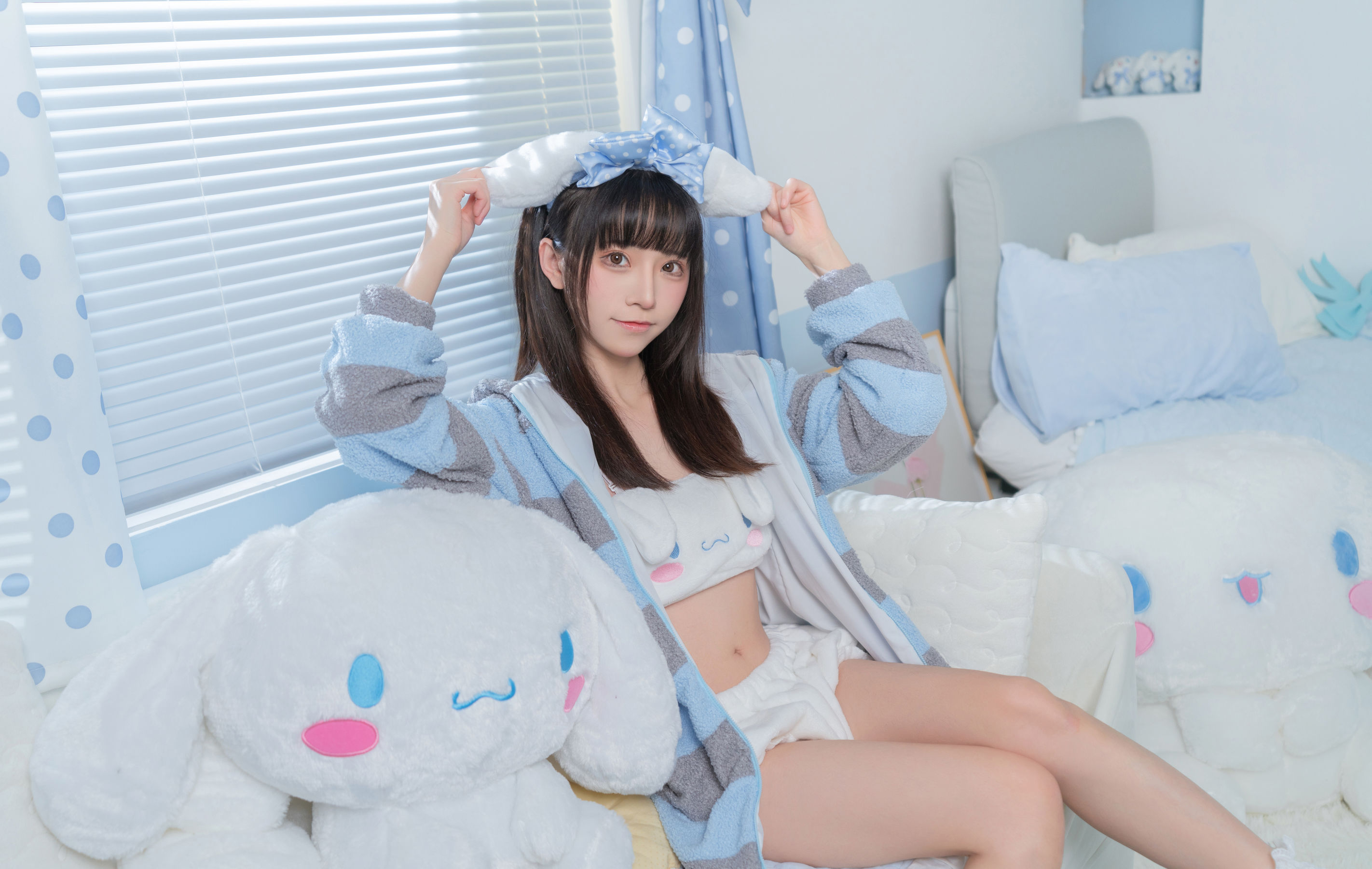 动漫博主Kitaro_绮太郎 – 玉桂狗 [14P] - 秀人网免费无水印在线套图写真