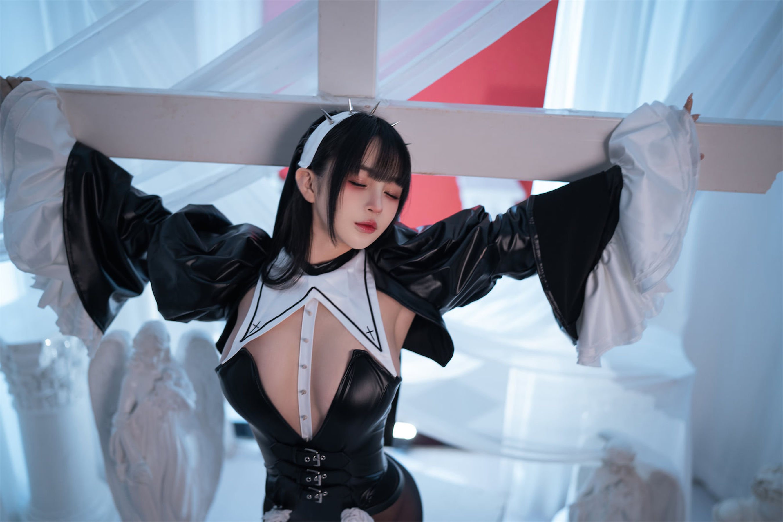 桜井宁宁 – 皮衣修女 [60P] - 秀人网免费无水印在线套图写真