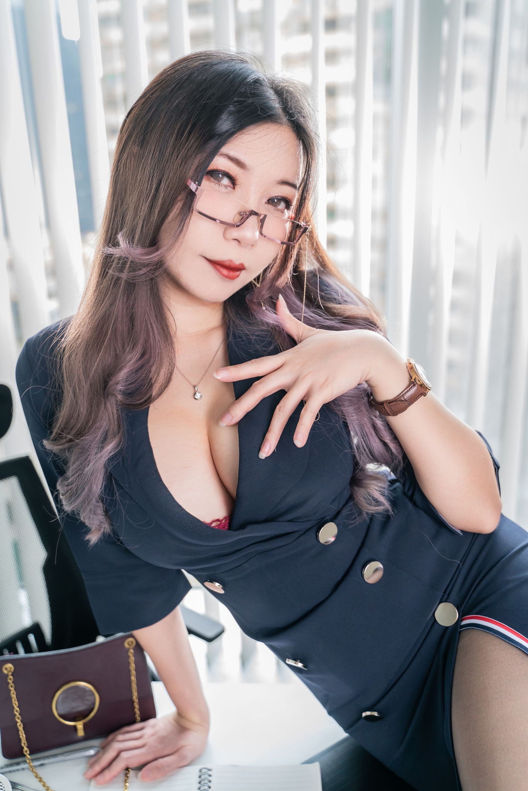 小琪-Aki – CEO [43P] - 秀人网免费无水印在线套图写真