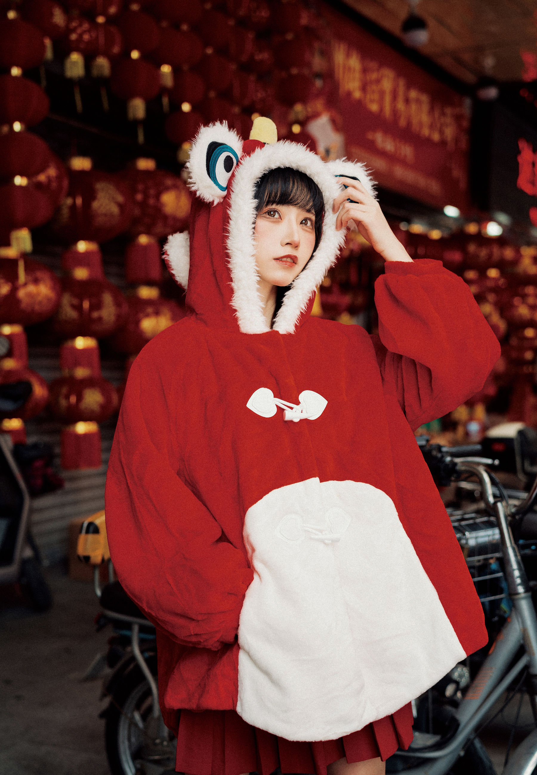 动漫博主Kitaro_绮太郎 – 2023新春 [23P] - 秀人网免费无水印在线套图写真