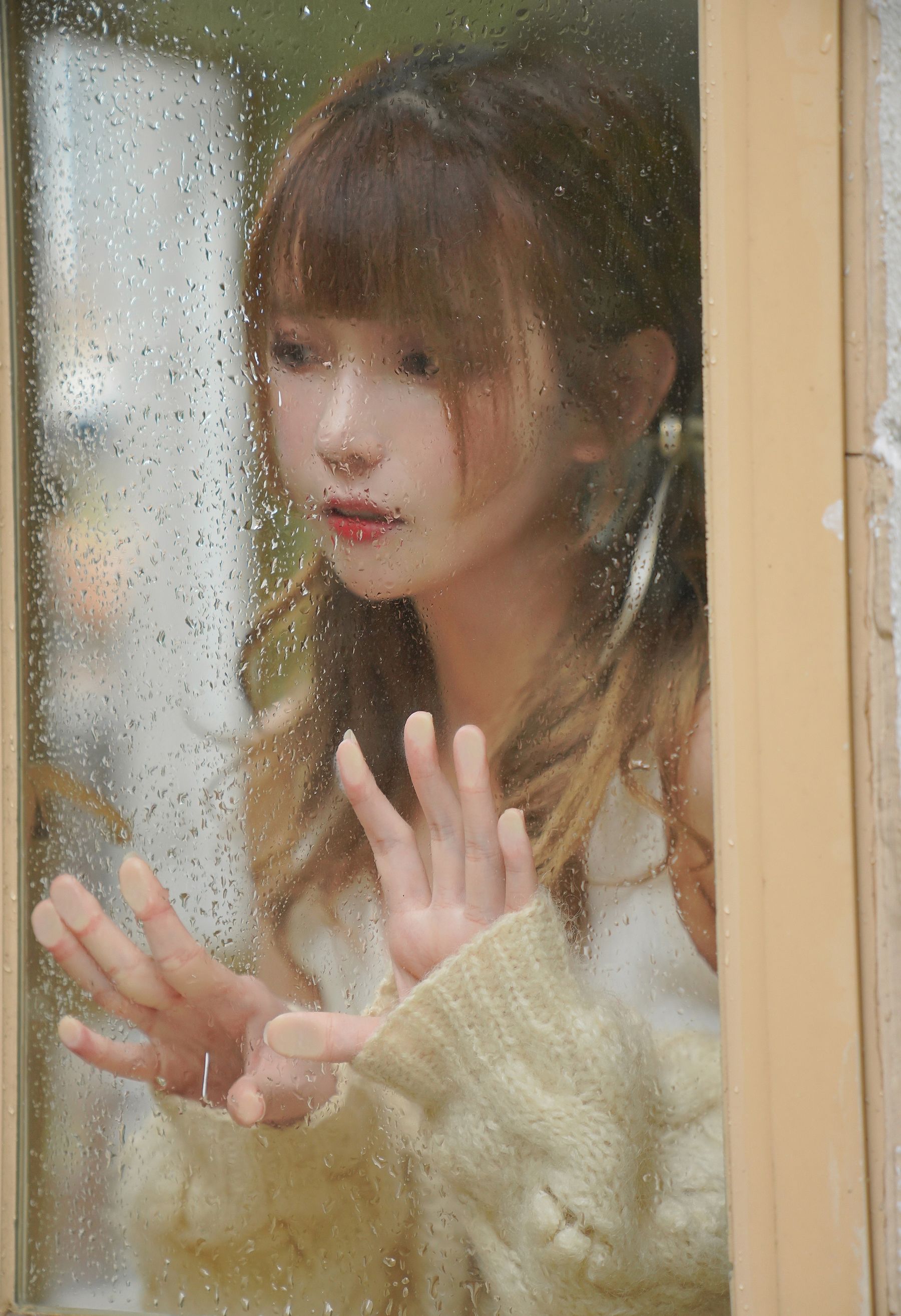 凛子酱 – 眼泪味道的雨 [12P] - 秀人网免费无水印在线套图写真