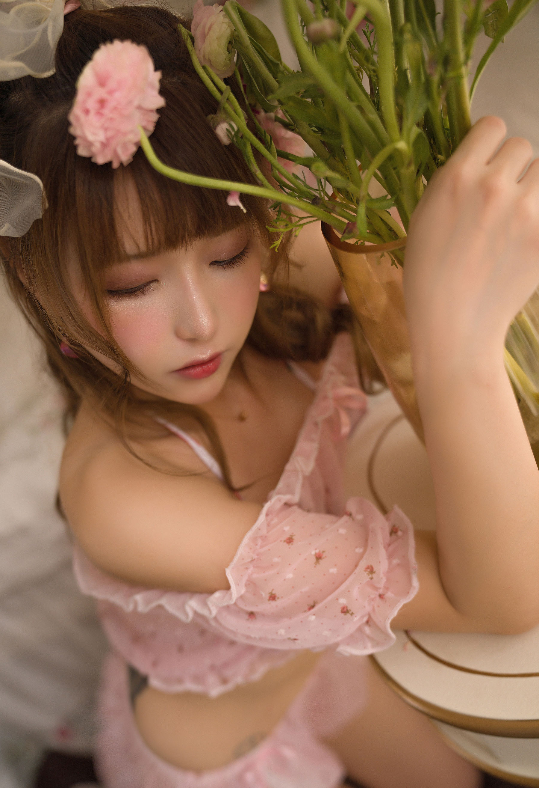 凛子酱 – 草莓味 [12P] - 秀人网免费无水印在线套图写真