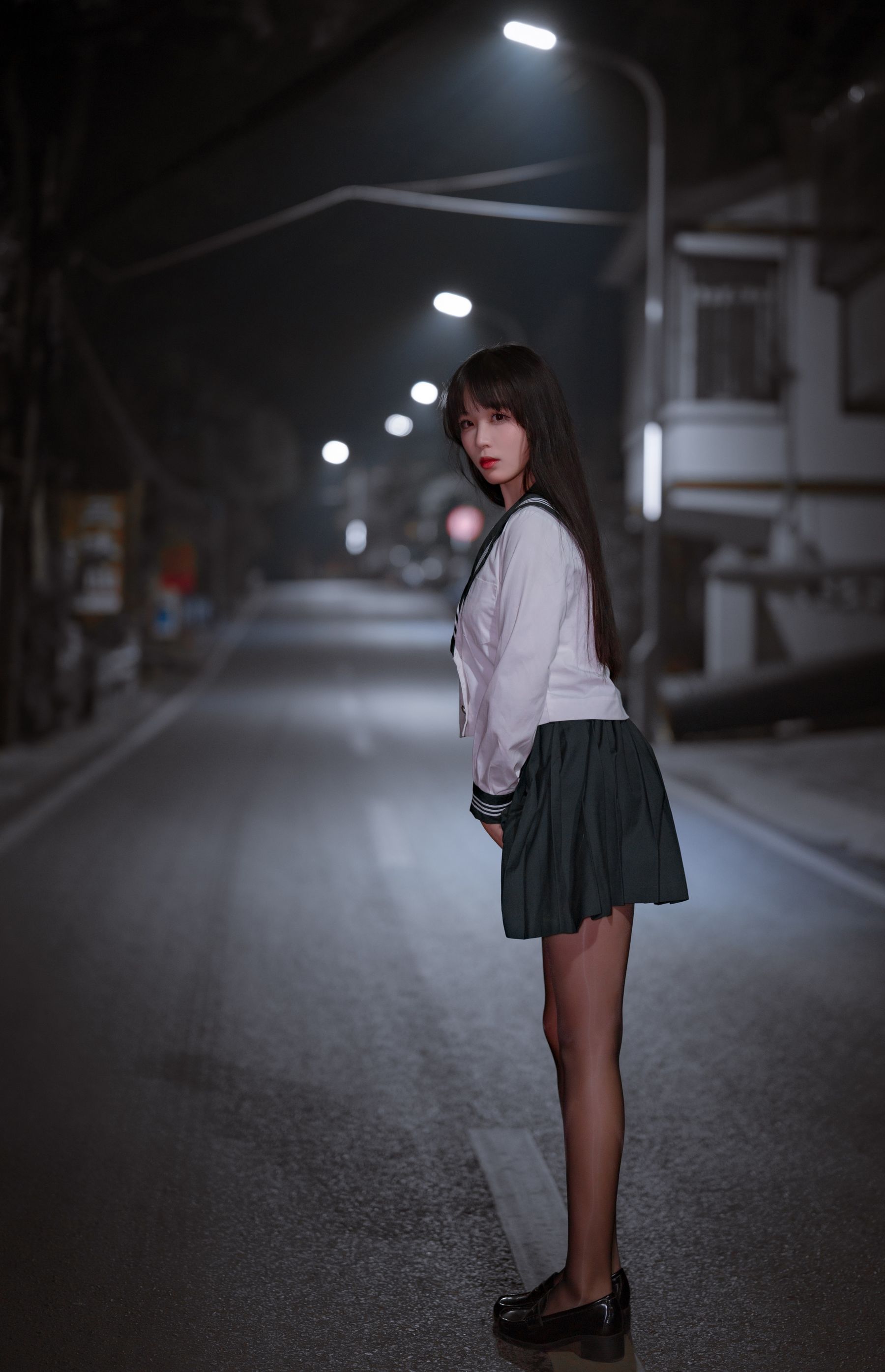 轩萧学姐 – 公路JK [46P] - 秀人网免费无水印在线套图写真