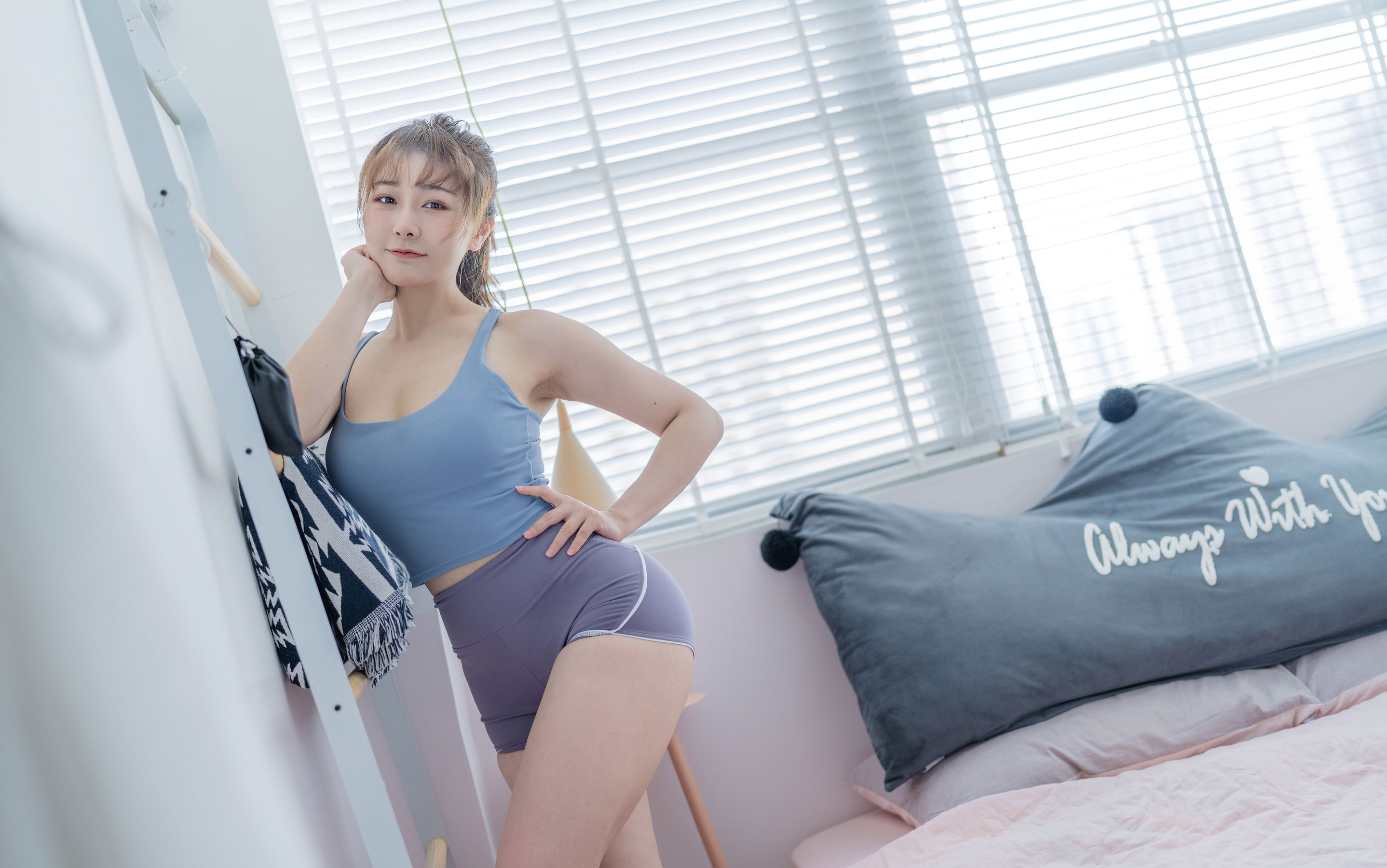 性感Coser三刀刀Miido – 有氧服 [11P] - 秀人网免费无水印在线套图写真