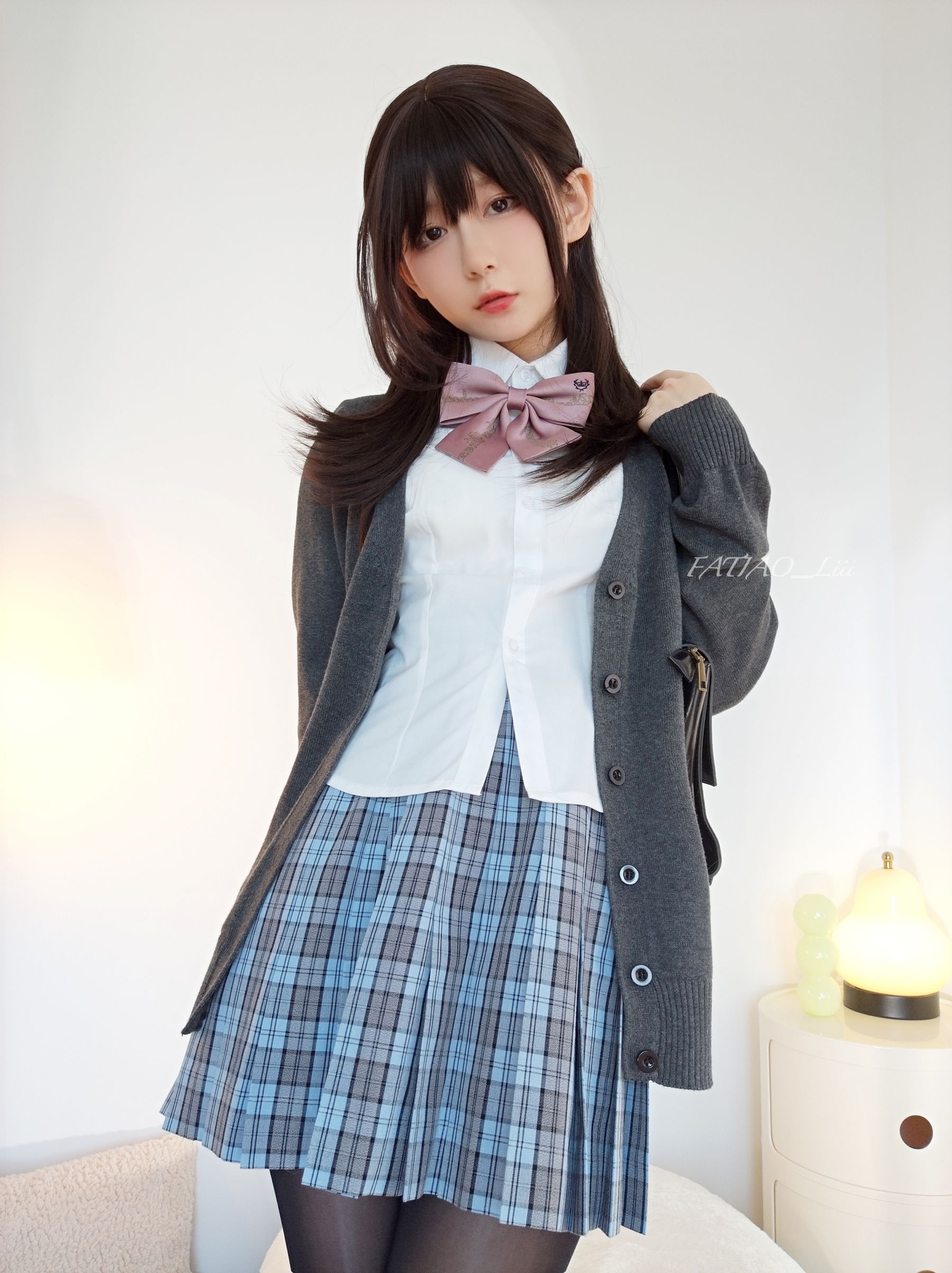 迷之呆梨(发条少女)fantia 08_ギター部の先輩 [20P] - 秀人网免费无水印在线套图写真