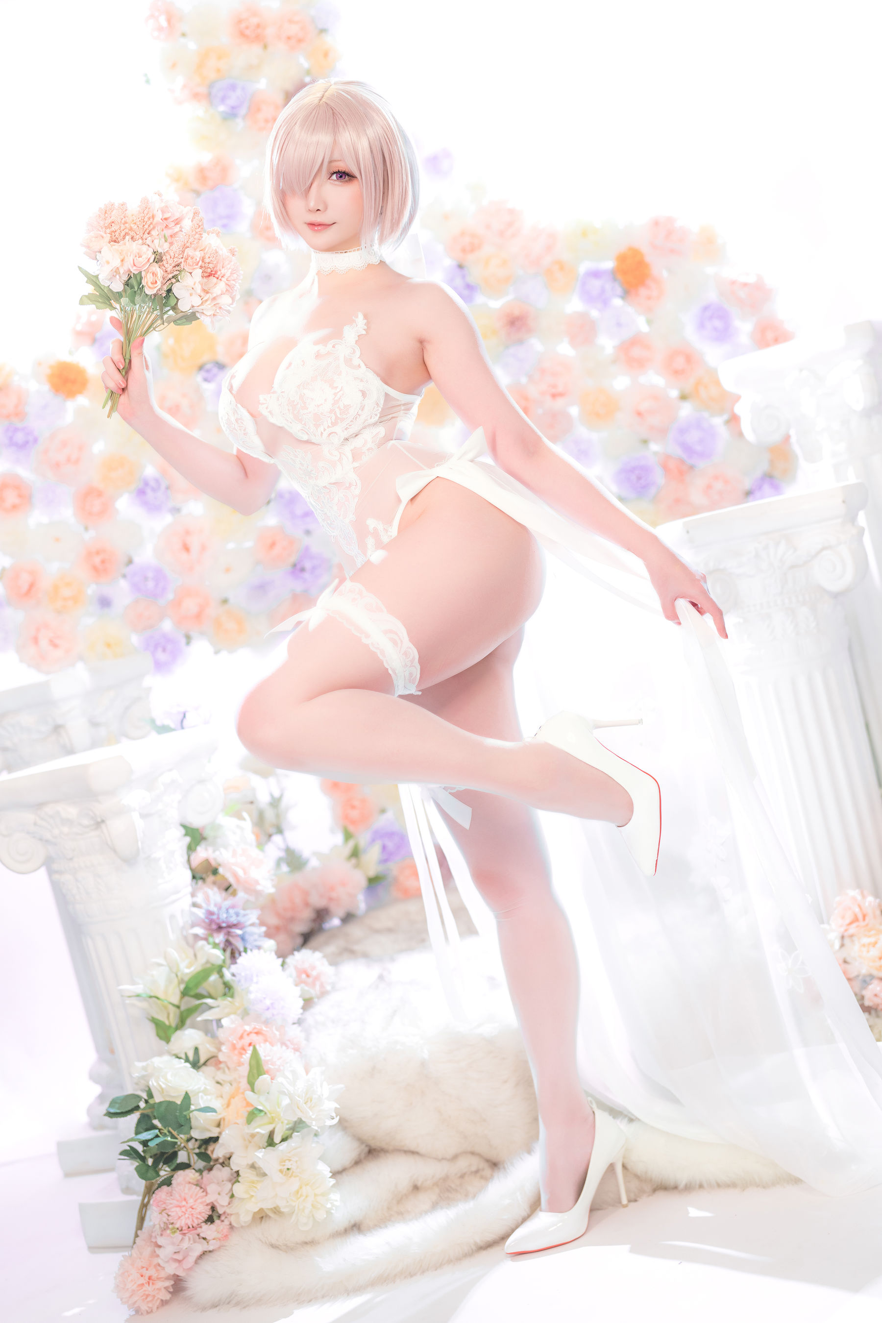 Coser小姐姐星之迟迟 – 玛修同人婚纱 [78P] - 秀人网免费无水印在线套图写真