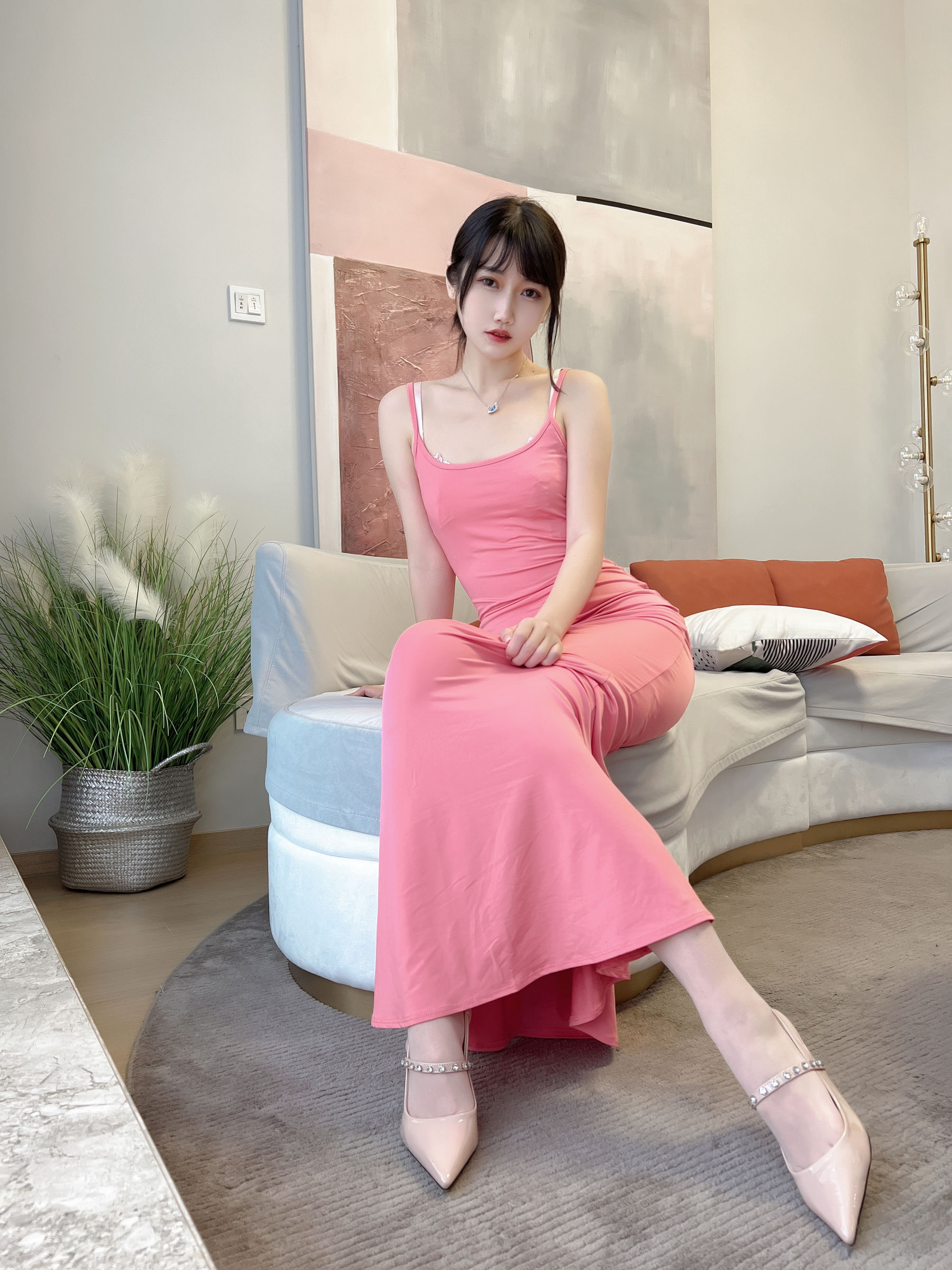 微博人气Coser不呆猫 – 浴室粉色激凸人妻 [39P] - 秀人网免费无水印在线套图写真