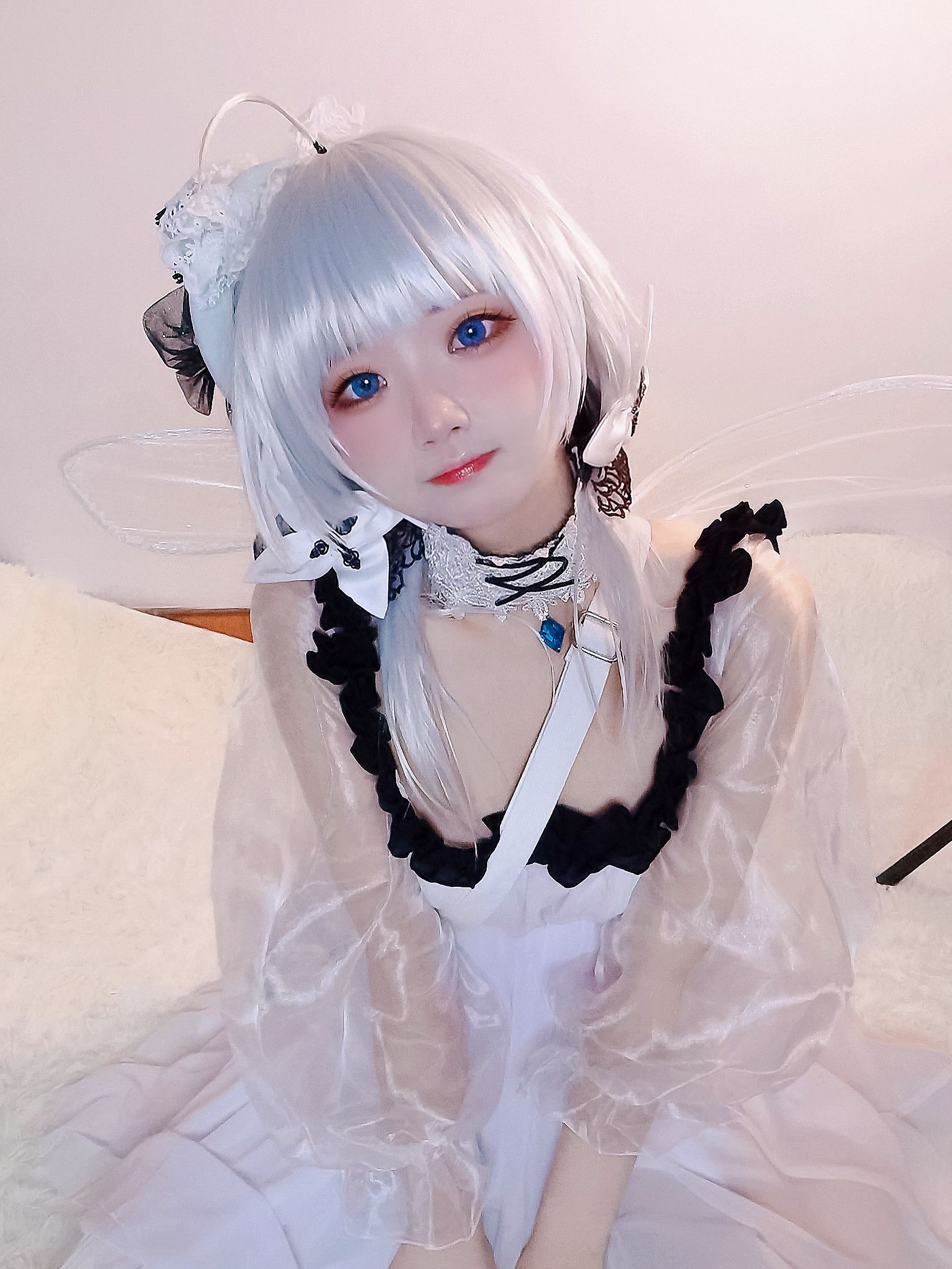 伊喵君 – 碧蓝航线 小光辉 [19P] - 秀人网免费无水印在线套图写真