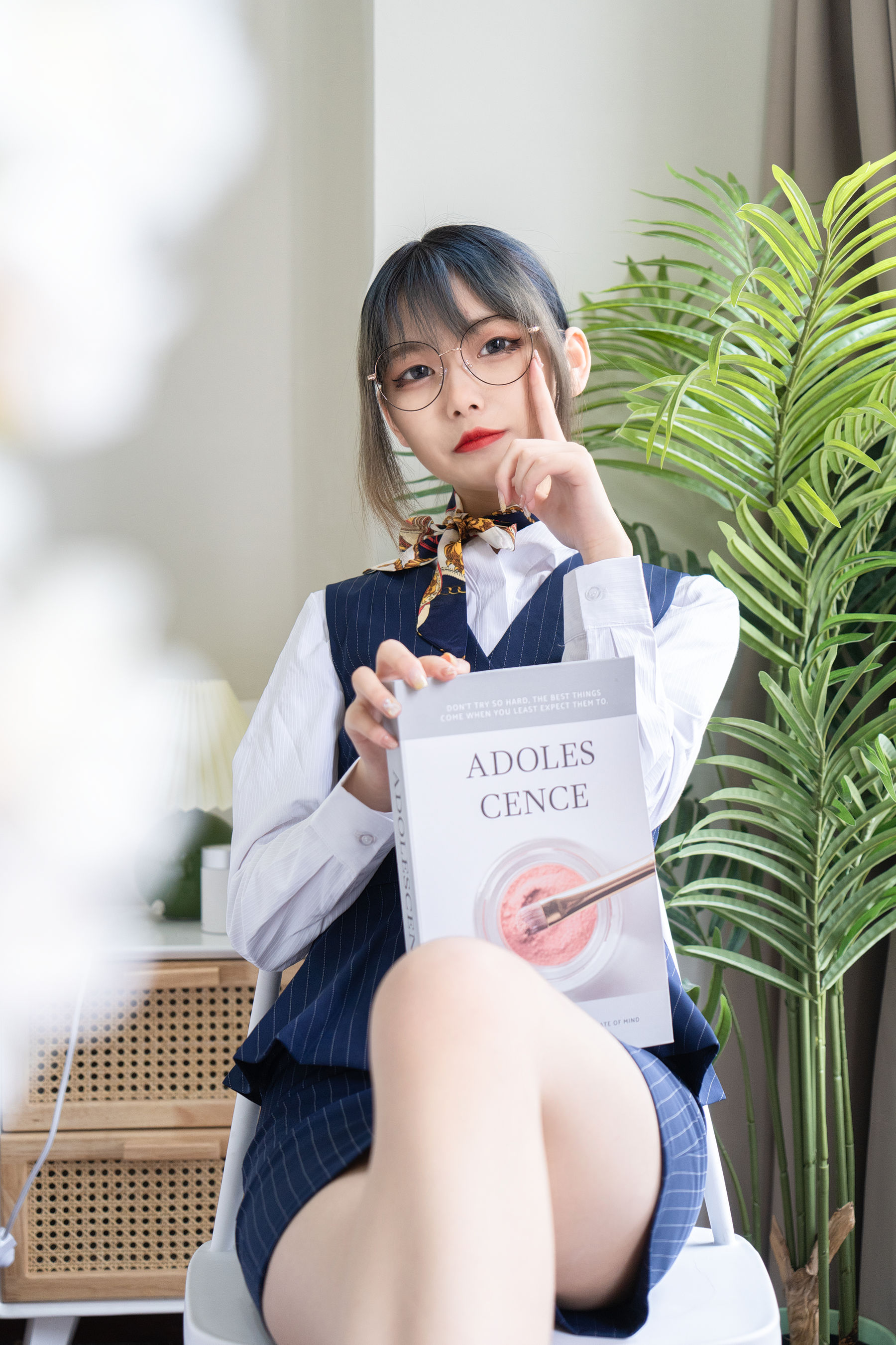 梨瑾瑾 – 乘务员 [20P] - 秀人网免费无水印在线套图写真