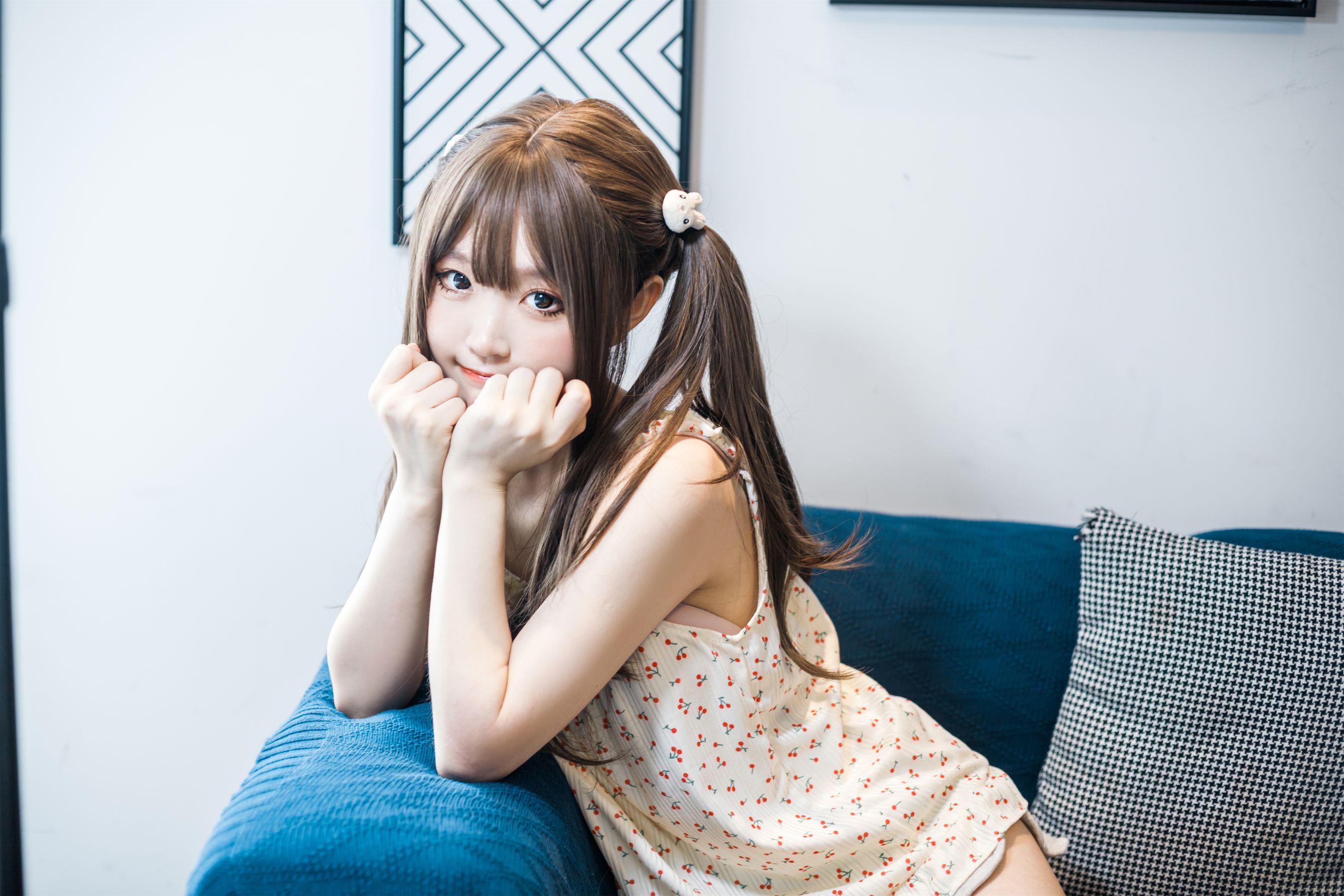 神沢永莉 - 黄色吊带睡衣兔兔 [22P] - 秀人网免费无水印在线套图写真