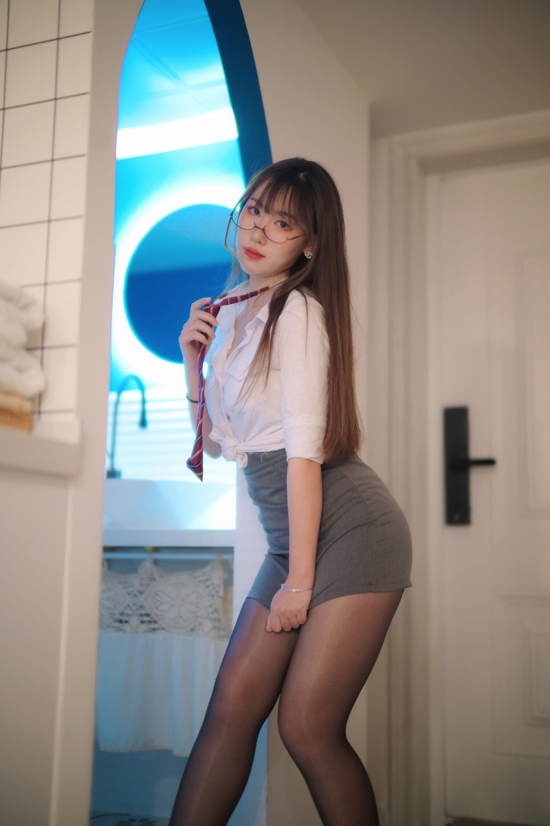 陶可爱 – 制服诱惑 [58P] - 秀人网免费无水印在线套图写真