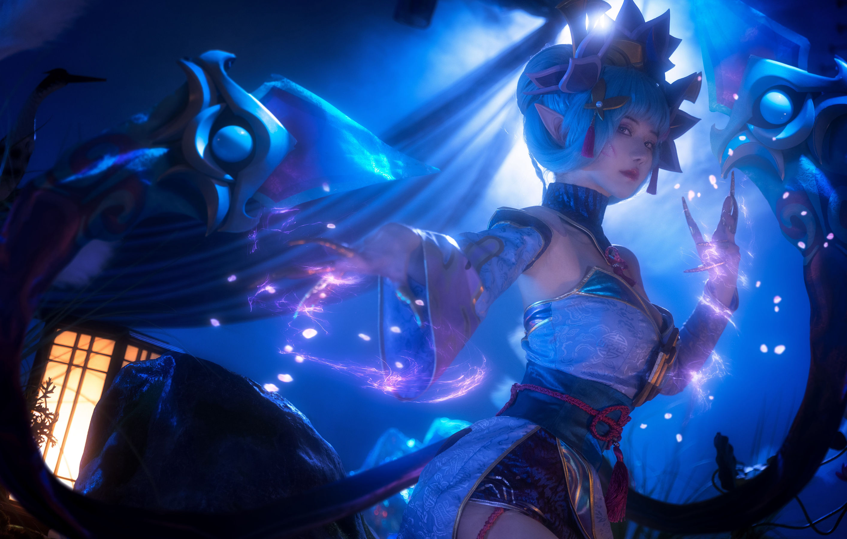 露兒大魔王 – 伊芙琳 [15P] - 秀人网免费无水印在线套图写真