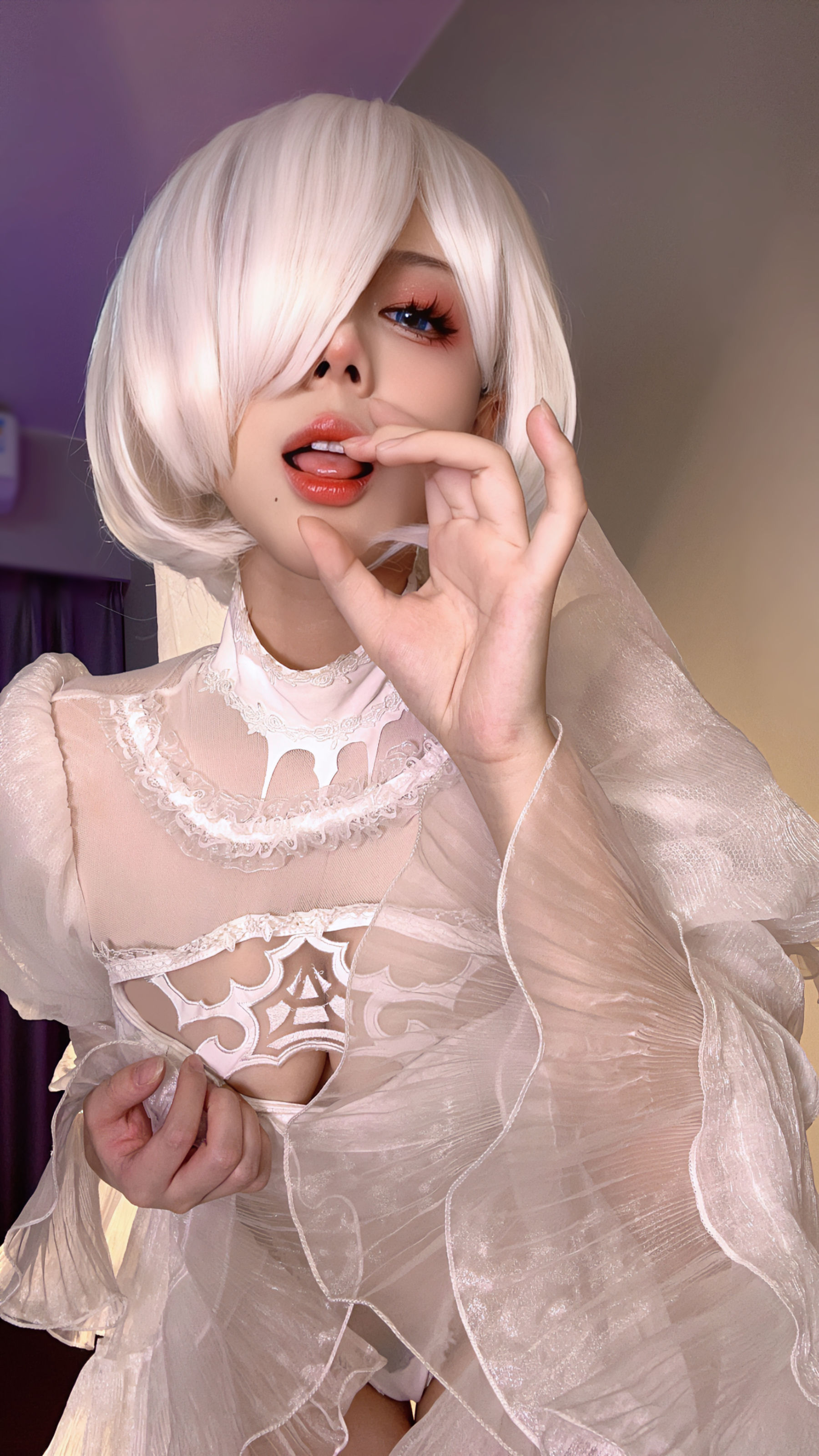 九言 – 2B的嫁衣 [42P] - 秀人网免费无水印在线套图写真