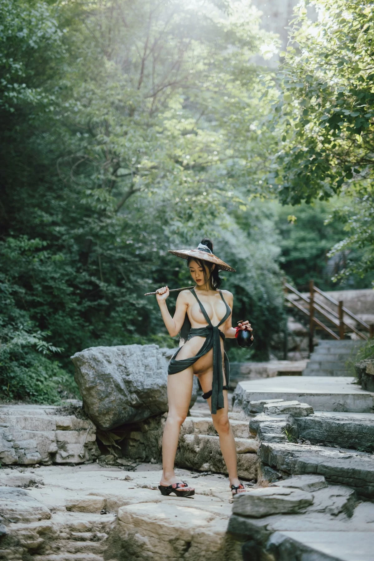 钛合金TiTi – 饮山间 [98P] - 秀人网免费无水印在线套图写真