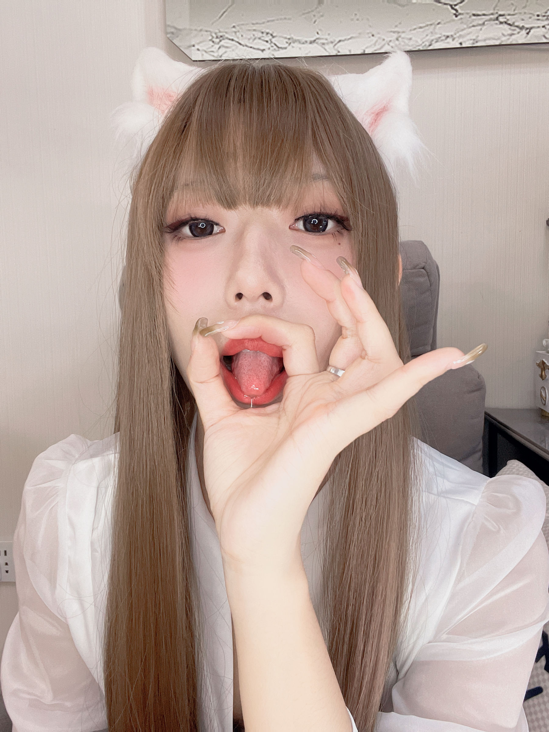 Money冷冷 – OL妖精的尾巴 [73P] - 秀人网免费无水印在线套图写真