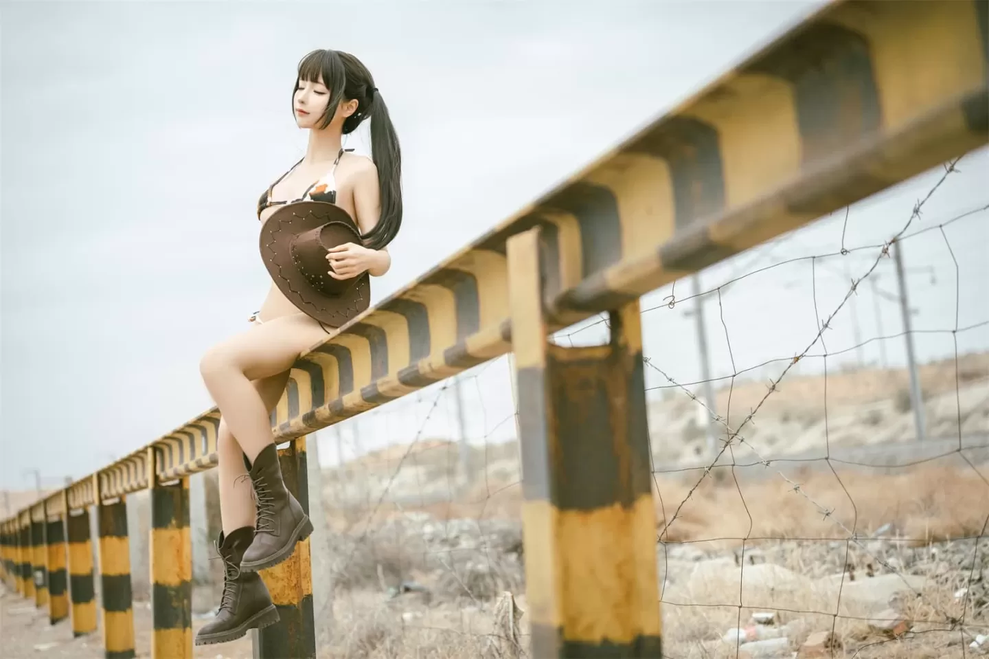 蠢沫沫 – 基尼牛仔-穹妹-欧式女仆 [57P] - 秀人网免费无水印在线套图写真