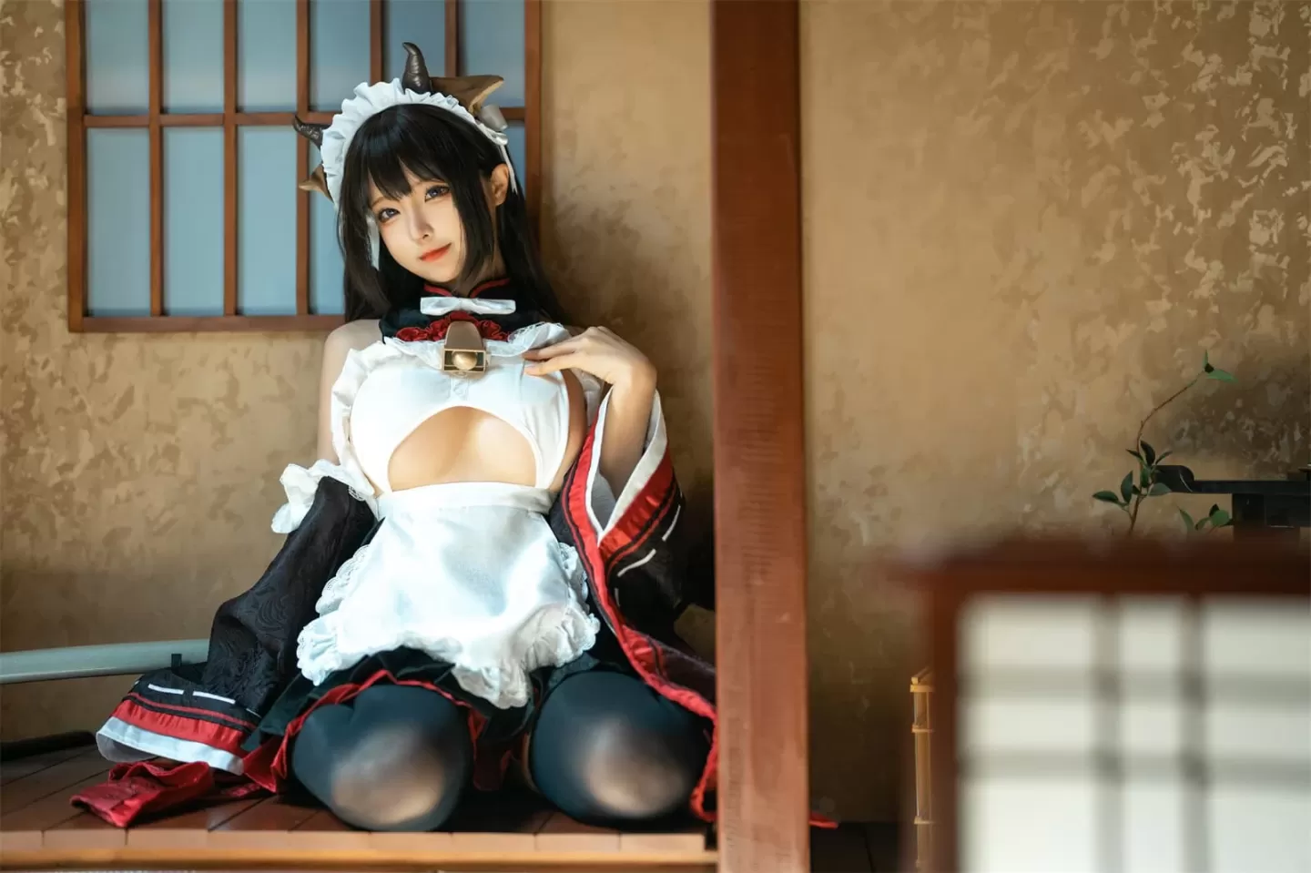 蠢沫沫 – 甘雨-猫猫-牛牛女仆 [52P] - 秀人网免费无水印在线套图写真