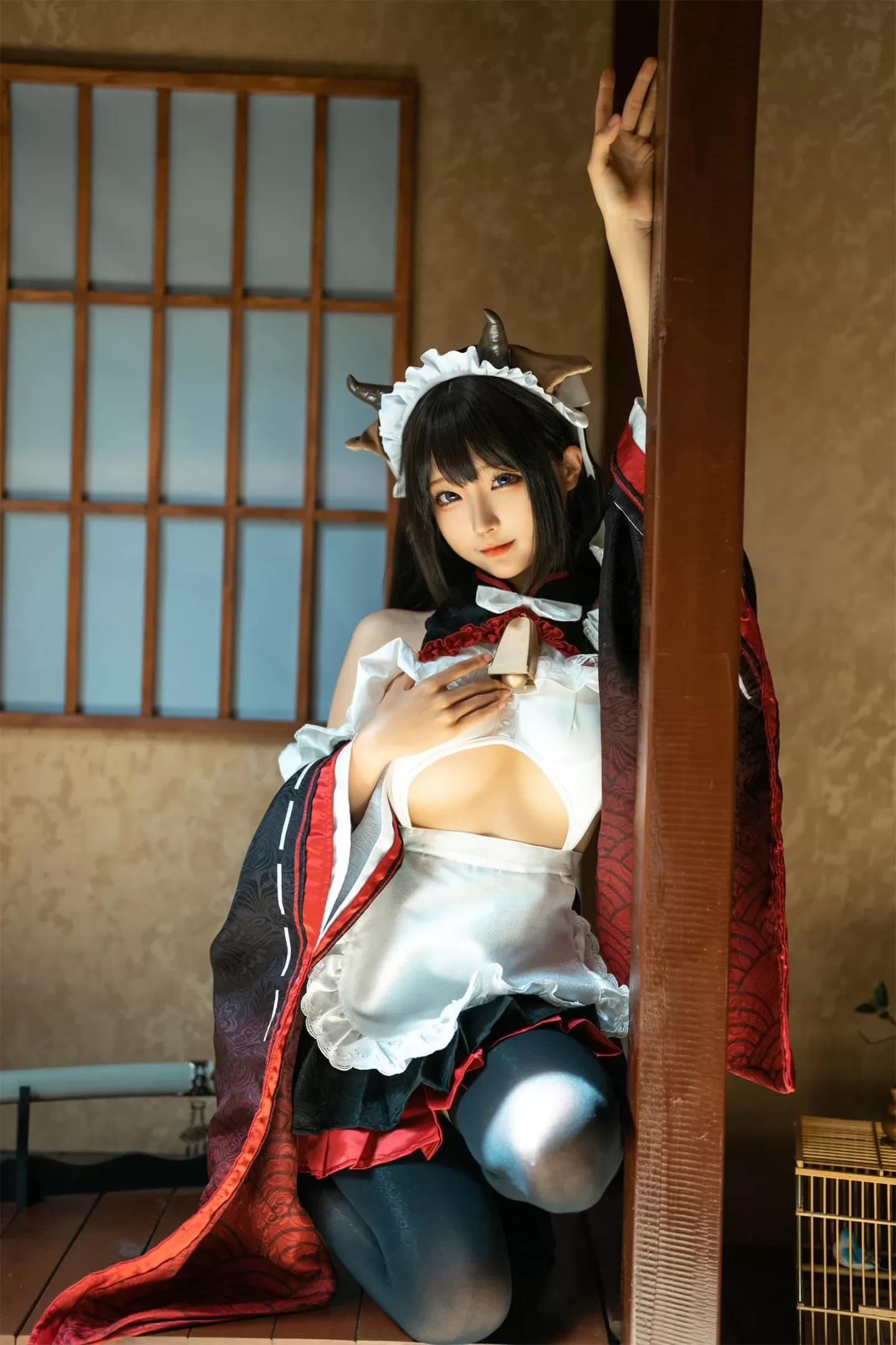 蠢沫沫 – 甘雨-猫猫-牛牛女仆 [52P] - 秀人网免费无水印在线套图写真