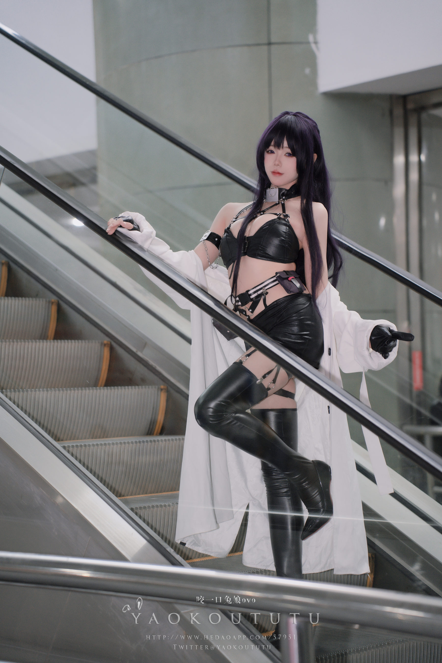 咬一口兔娘 – 米哈拉 [27P] - 秀人网免费无水印在线套图写真