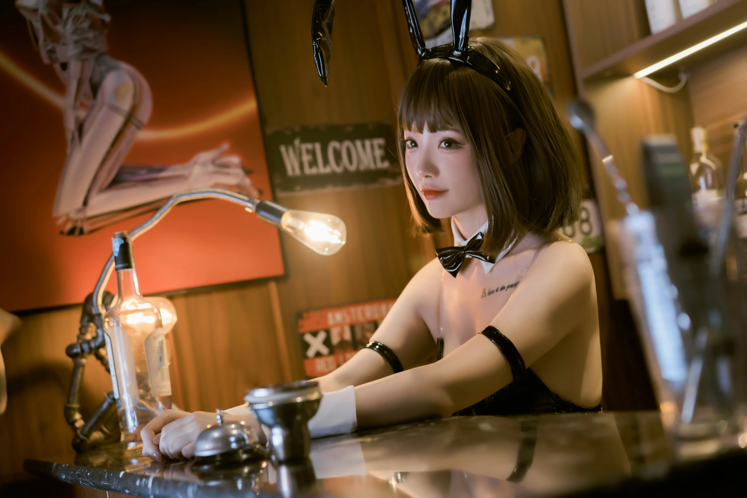 桃良阿宅 – 秘密交易 [36P] - 秀人网免费无水印在线套图写真