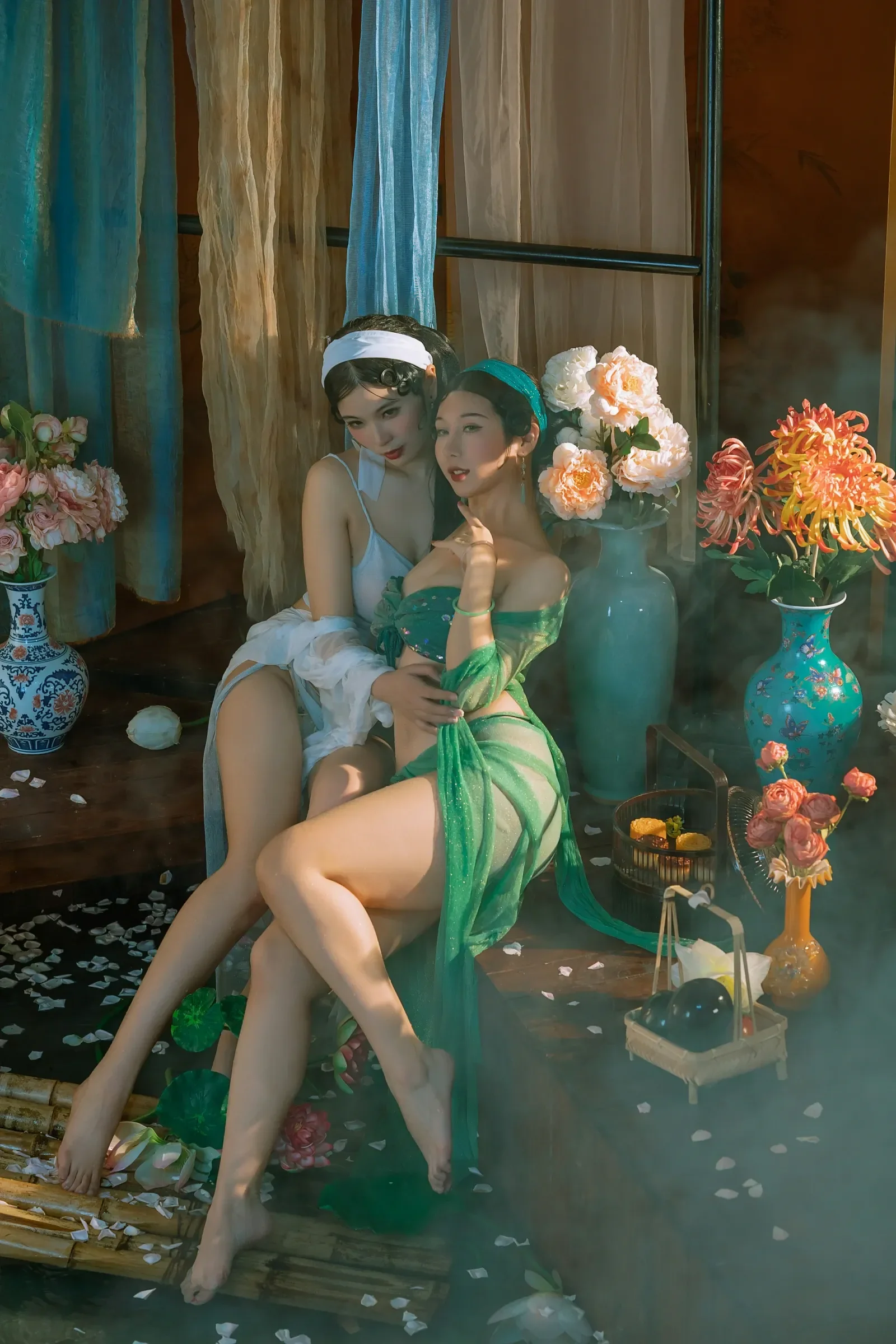 云溪溪&#038;轩萧学姐 – 白娘子&#038;青蛇 [26P] - 秀人网免费无水印在线套图写真