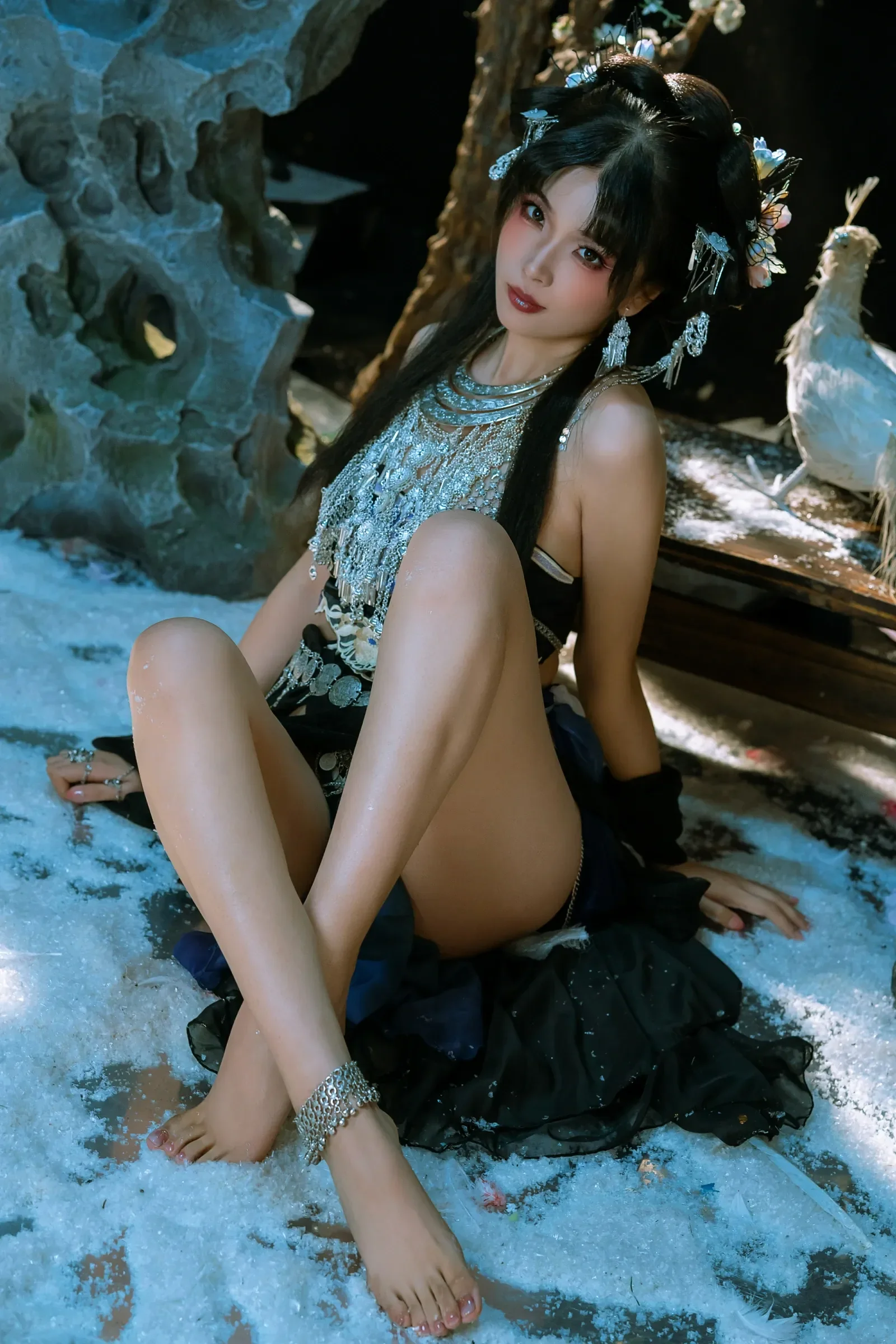 云溪溪&#038;轩萧学姐 – 苗疆少女 [24P] - 秀人网免费无水印在线套图写真