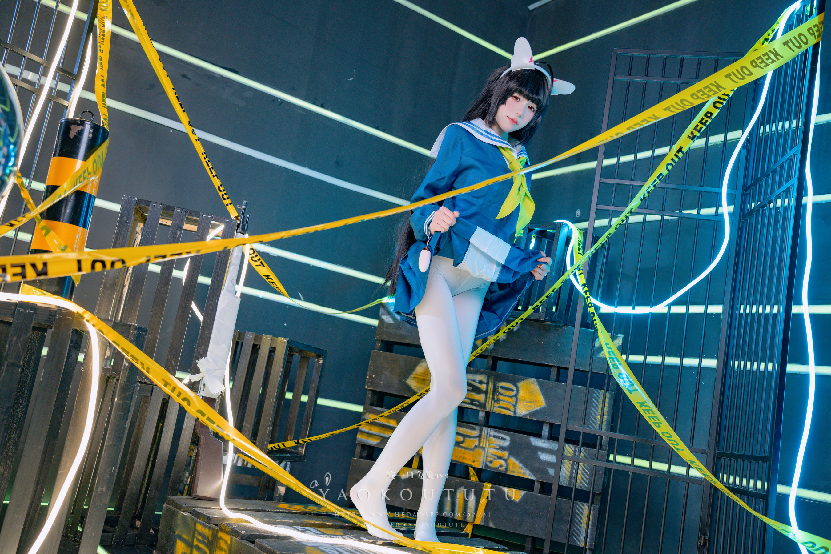 咬一口兔娘 – 兔兔班车 霞沢美游 [39P] - 秀人网免费无水印在线套图写真