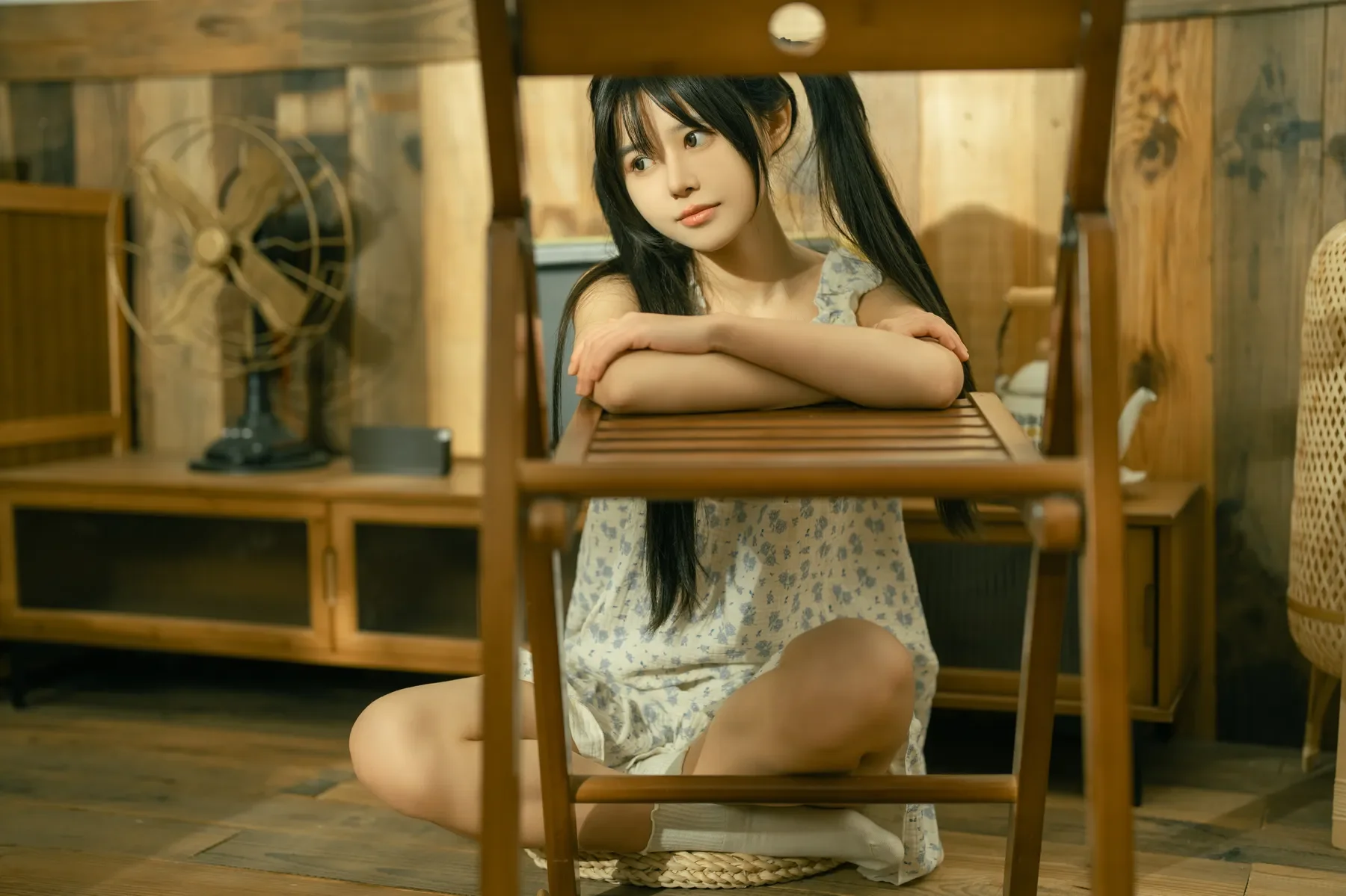 rua阮阮 – 小翠花 [24P] - 秀人网免费无水印在线套图写真