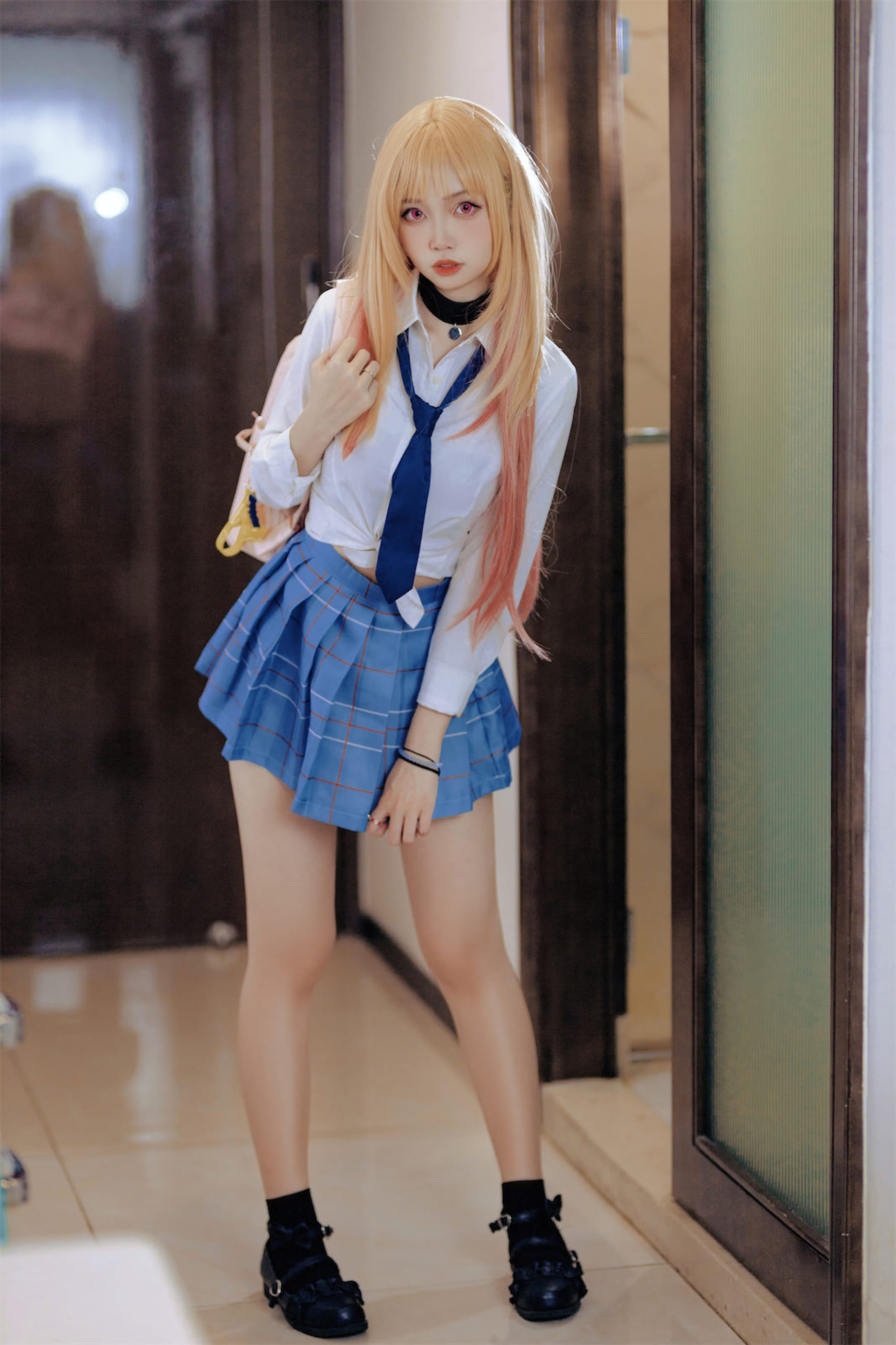 洛桑w伊梓 – 喜多川海梦 [32P] - 秀人网免费无水印在线套图写真