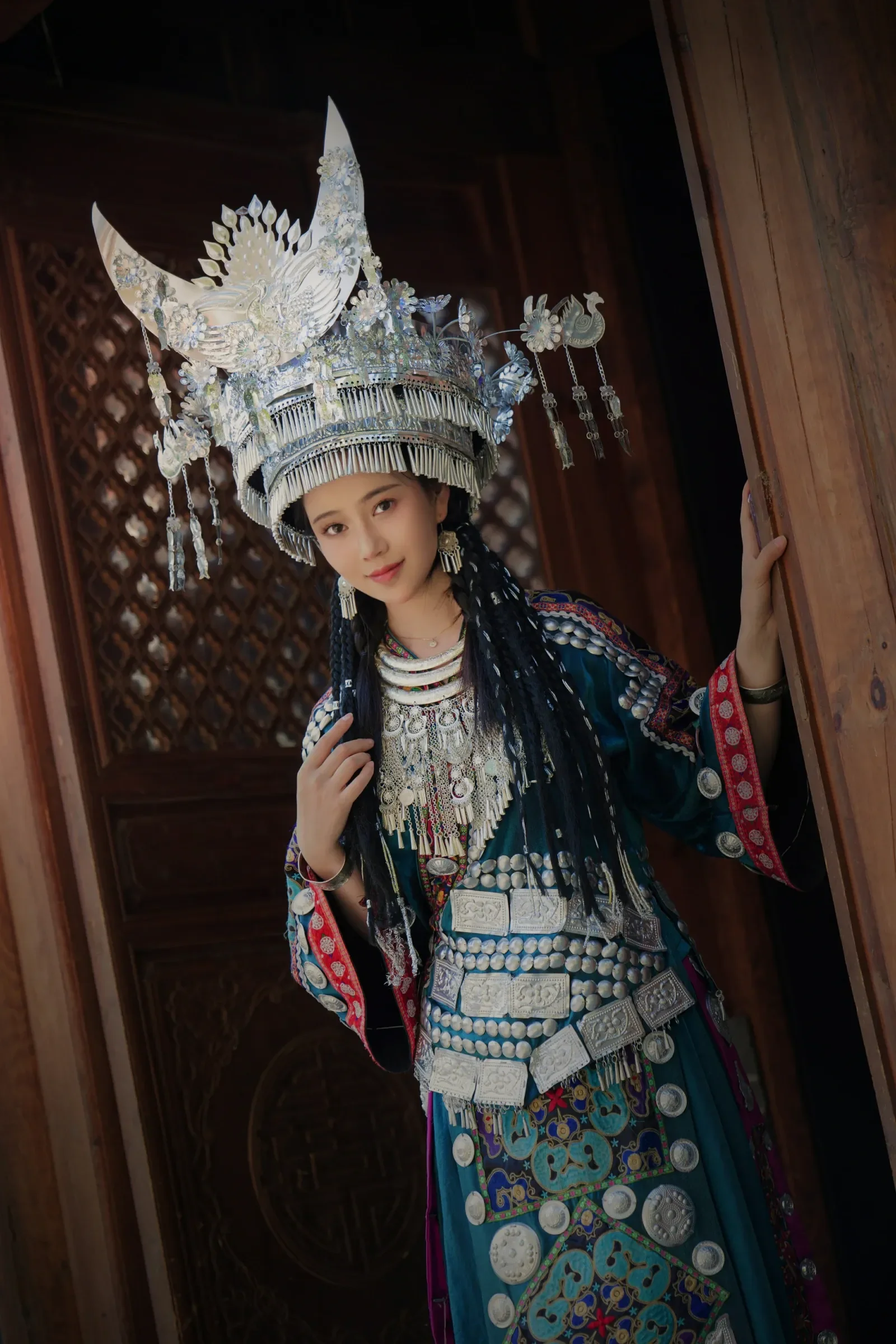 年年Nnian – 苗疆少女 [50P] - 秀人网免费无水印在线套图写真