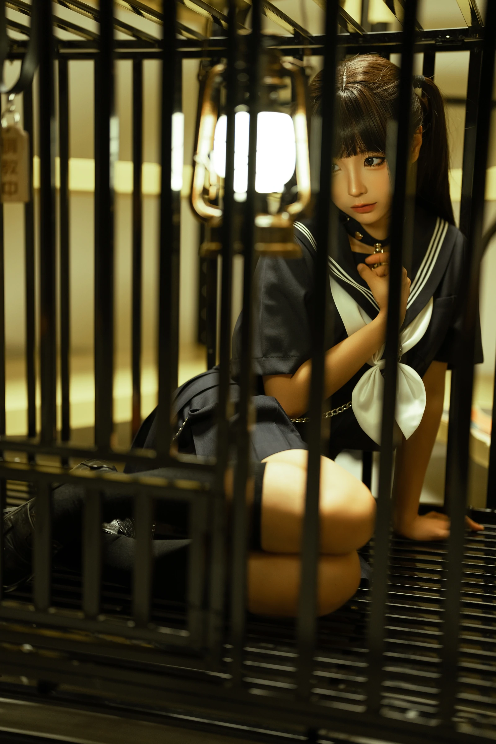 蠢沫沫 – 囚 绅士版 [33P] - 秀人网免费无水印在线套图写真