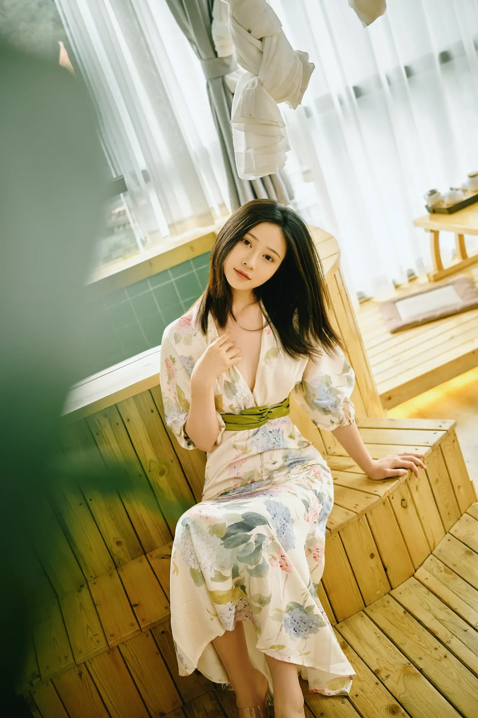 年年Nnian – 七月 [40P] - 秀人网免费无水印在线套图写真