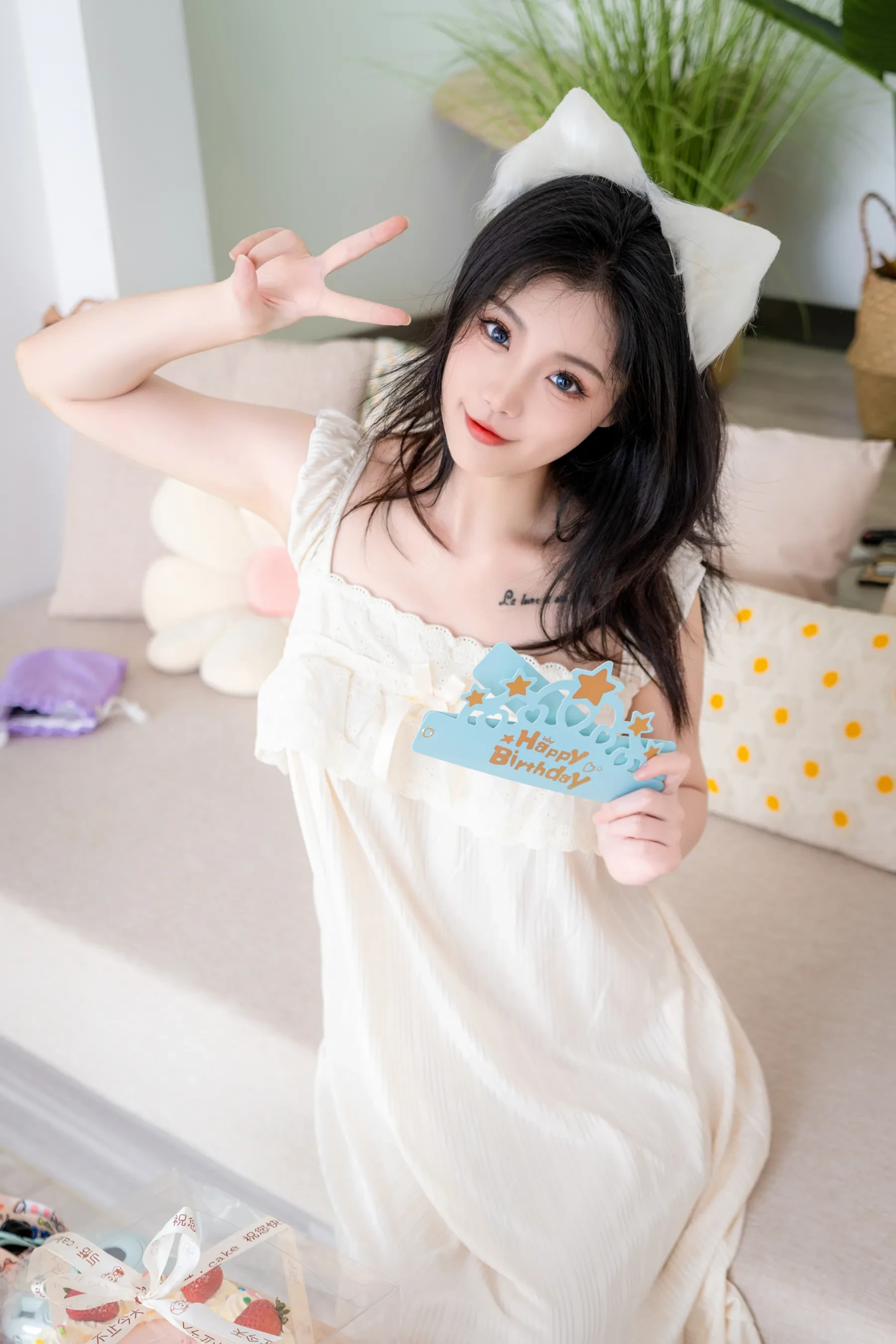 桃良阿宅 – 蛋糕 [34P] - 秀人网免费无水印在线套图写真