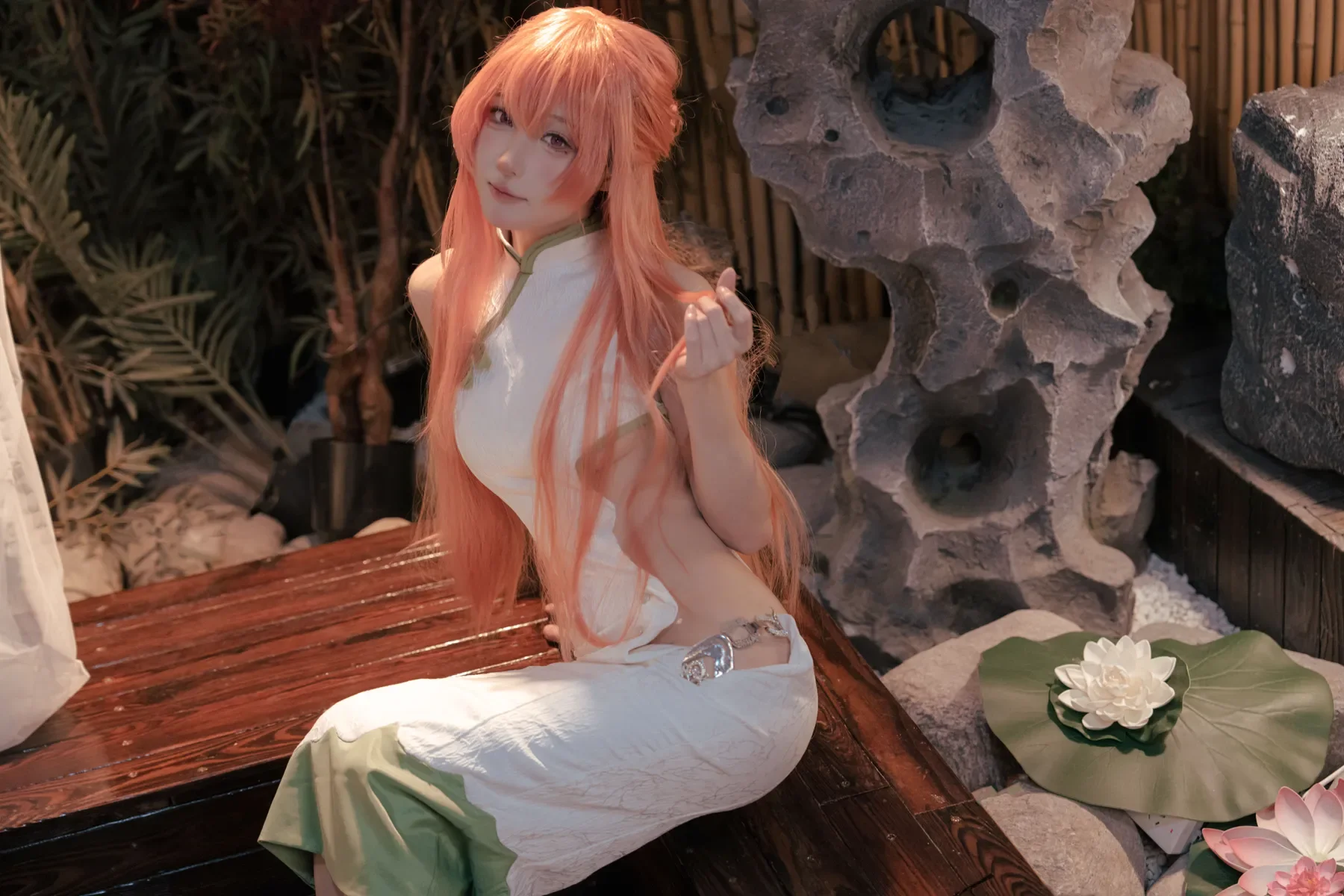 阿包也是兔娘 – 碧蓝航线英仙座旗袍 [30P] - 秀人网免费无水印在线套图写真