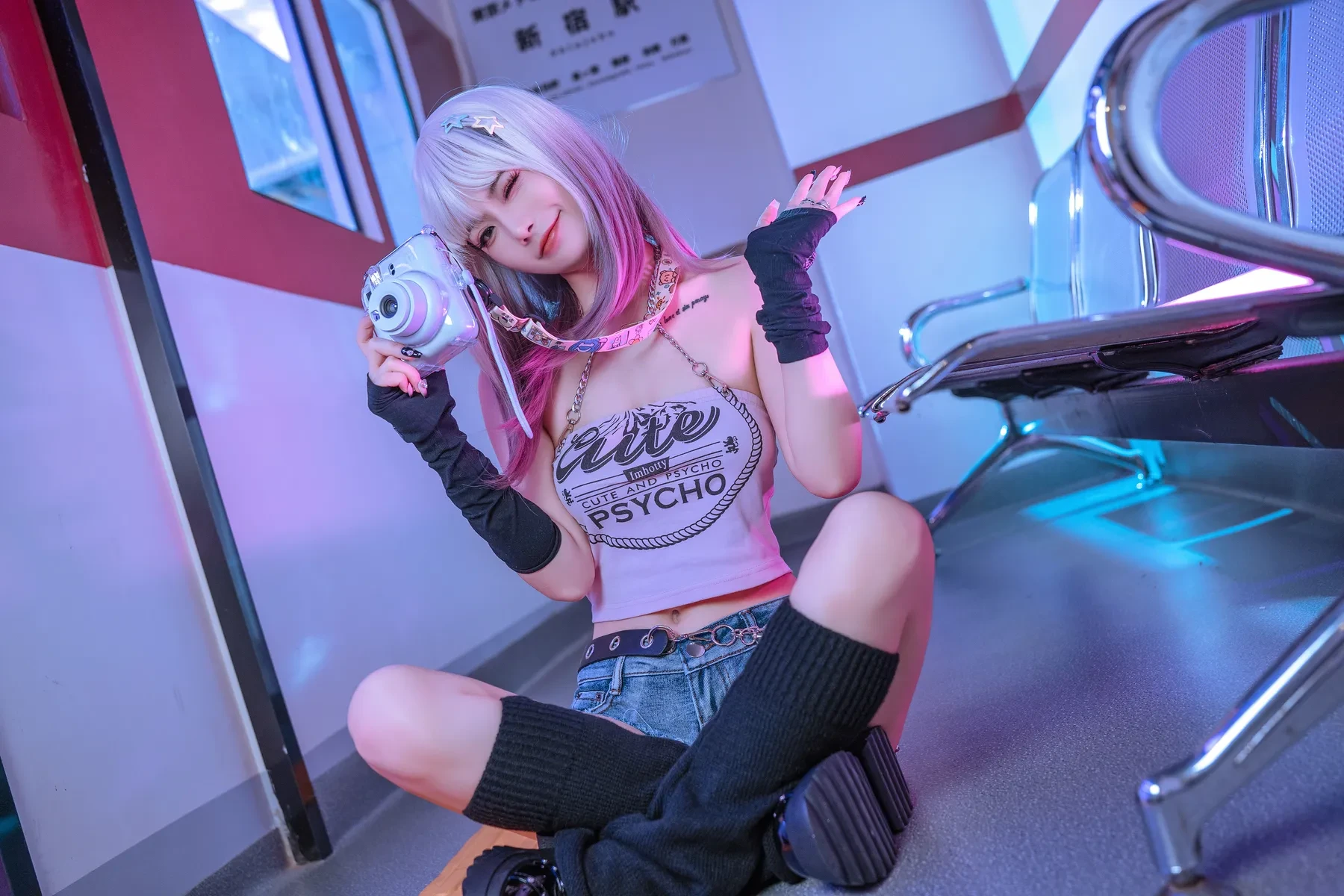 桃良阿宅 – 地铁 [48P] - 秀人网免费无水印在线套图写真