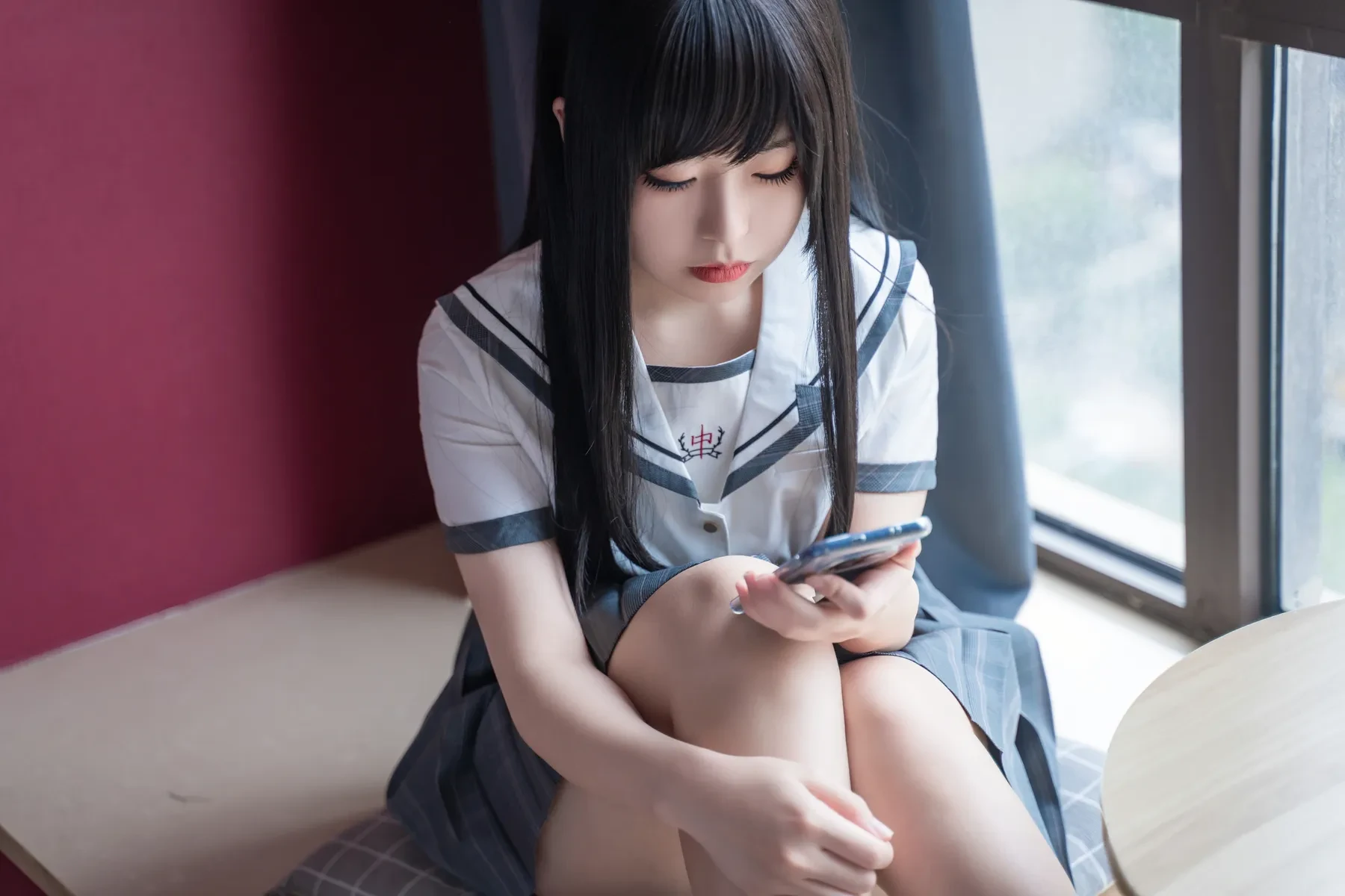 虎森森 – 下班后的OL2 [100P] - 秀人网免费无水印在线套图写真