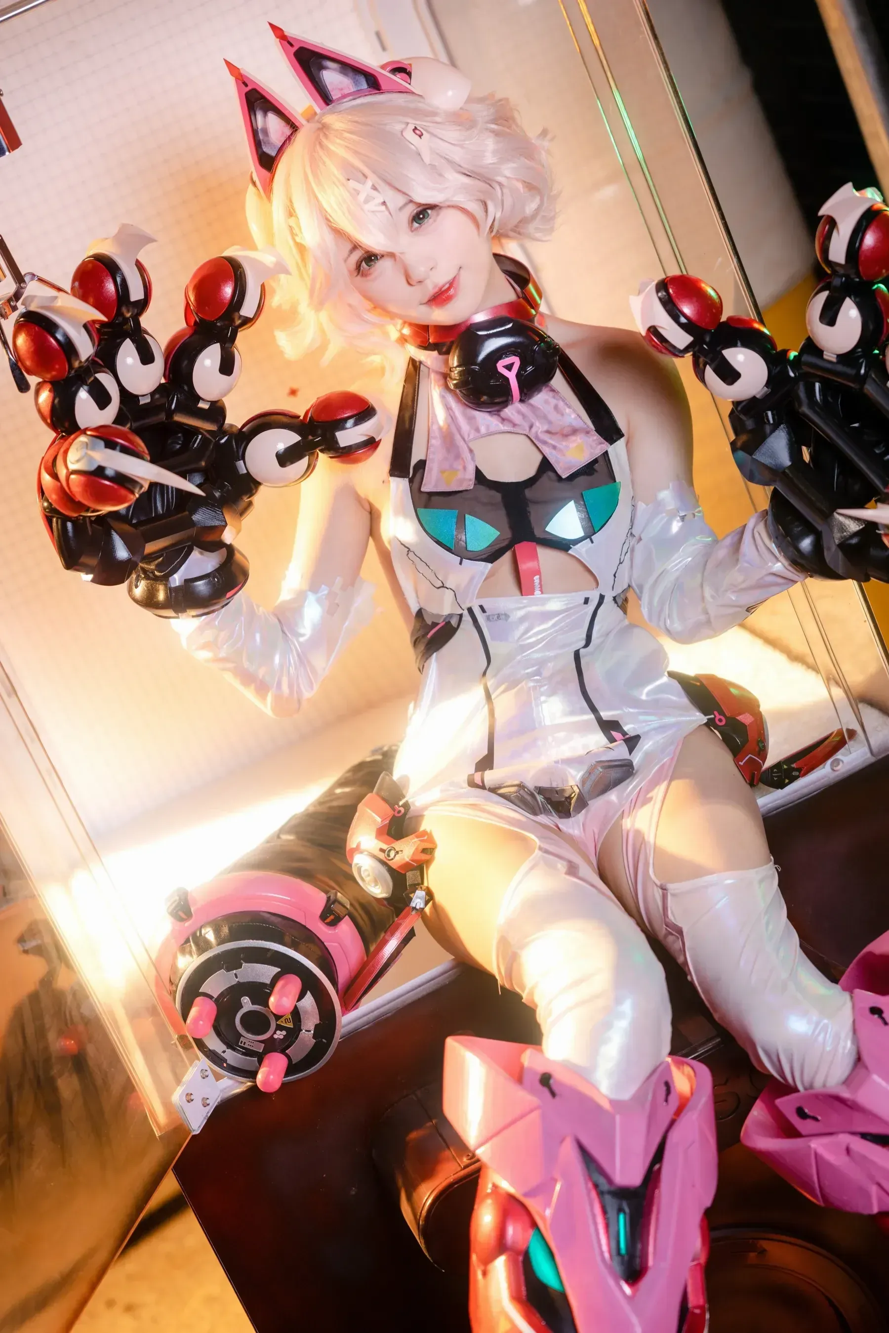 花铃 – 交错战线 绯猁机甲猫猫 [20P] - 秀人网免费无水印在线套图写真