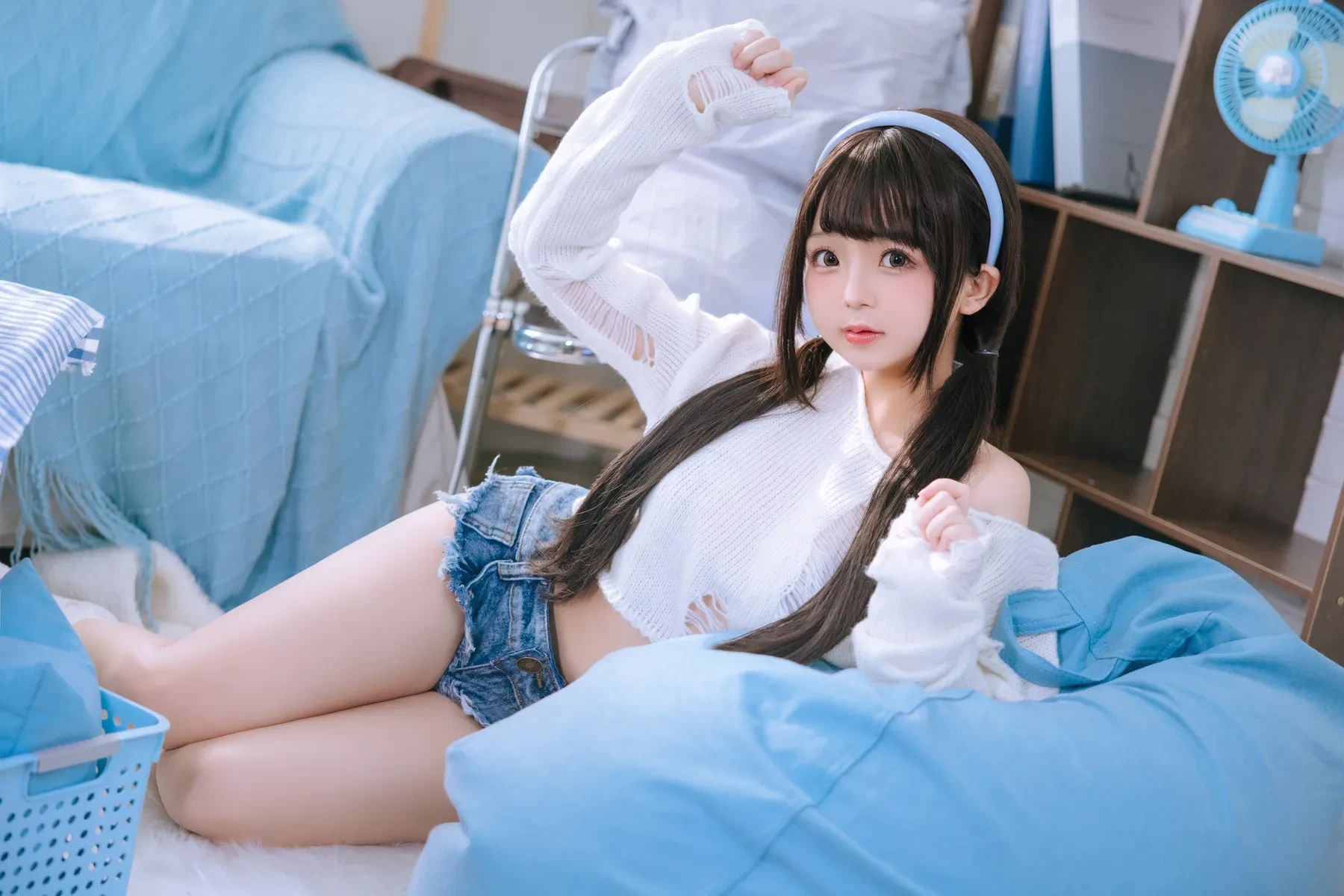 日奈娇 – 奶娇日常 [120P] - 秀人网免费无水印在线套图写真