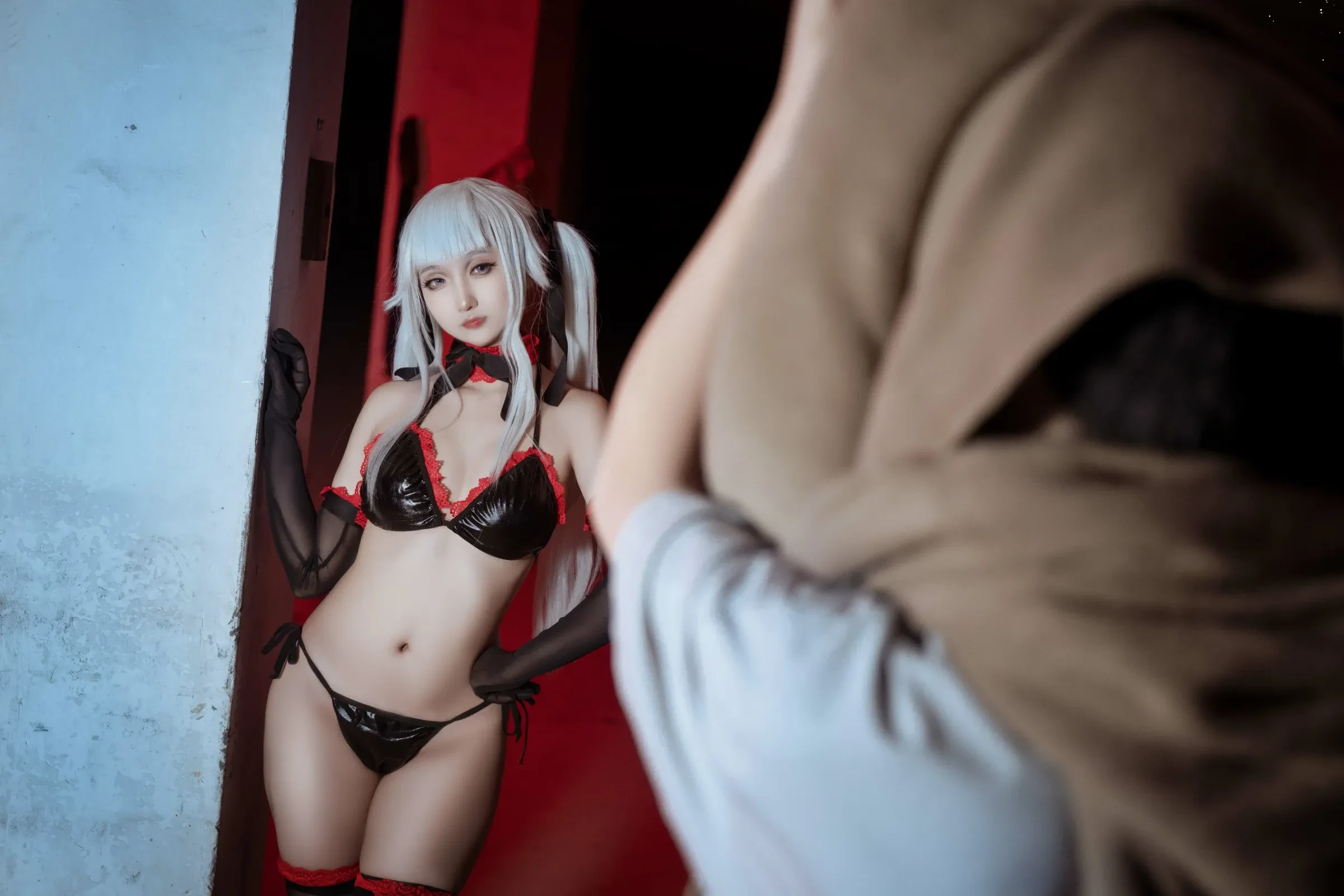 魇恨恨 – 篝之雾枝内衣 [48P] - 秀人网免费无水印在线套图写真