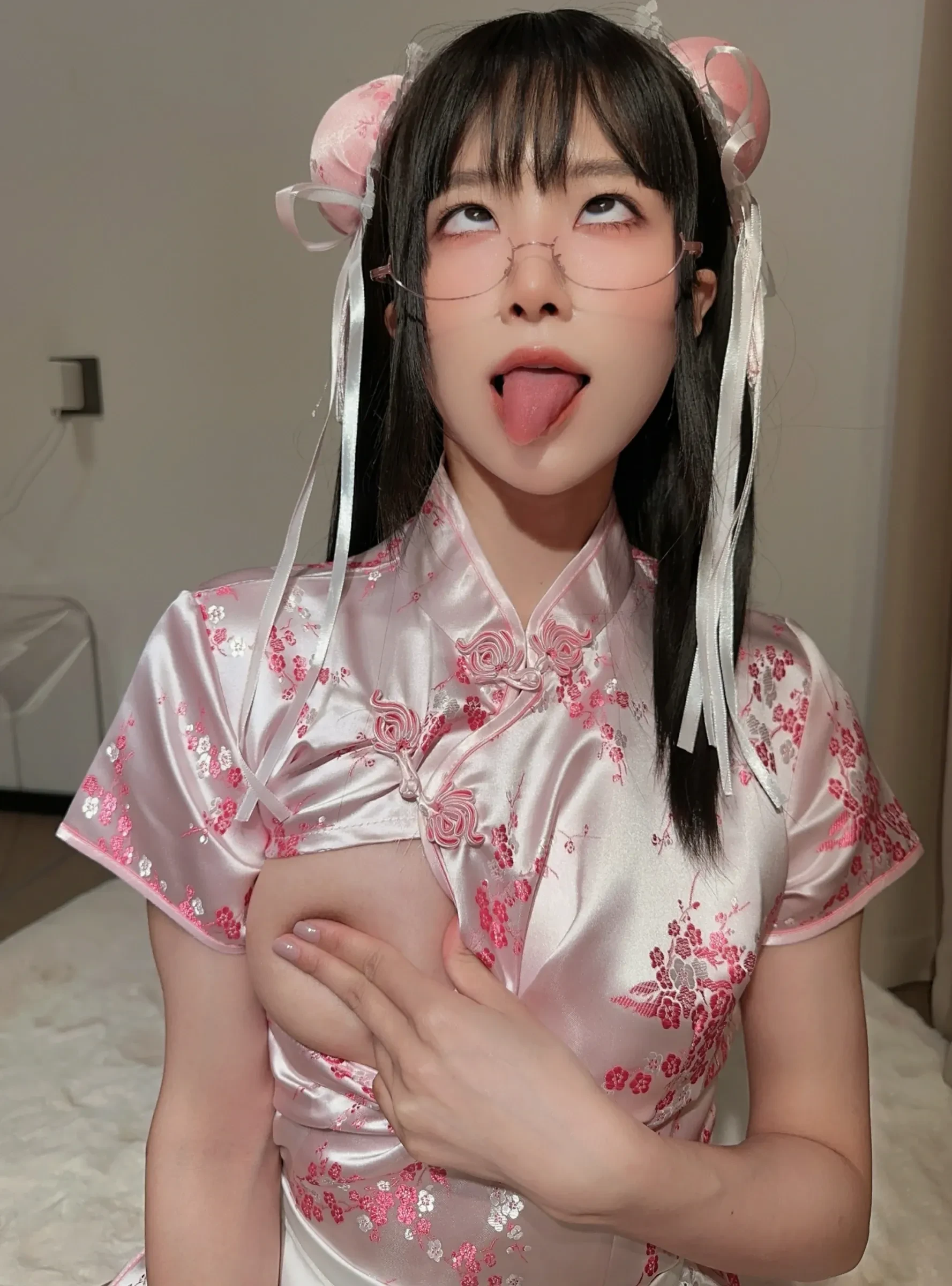 布丁大法 – 中华小娘子 [27P] - 秀人网免费无水印在线套图写真