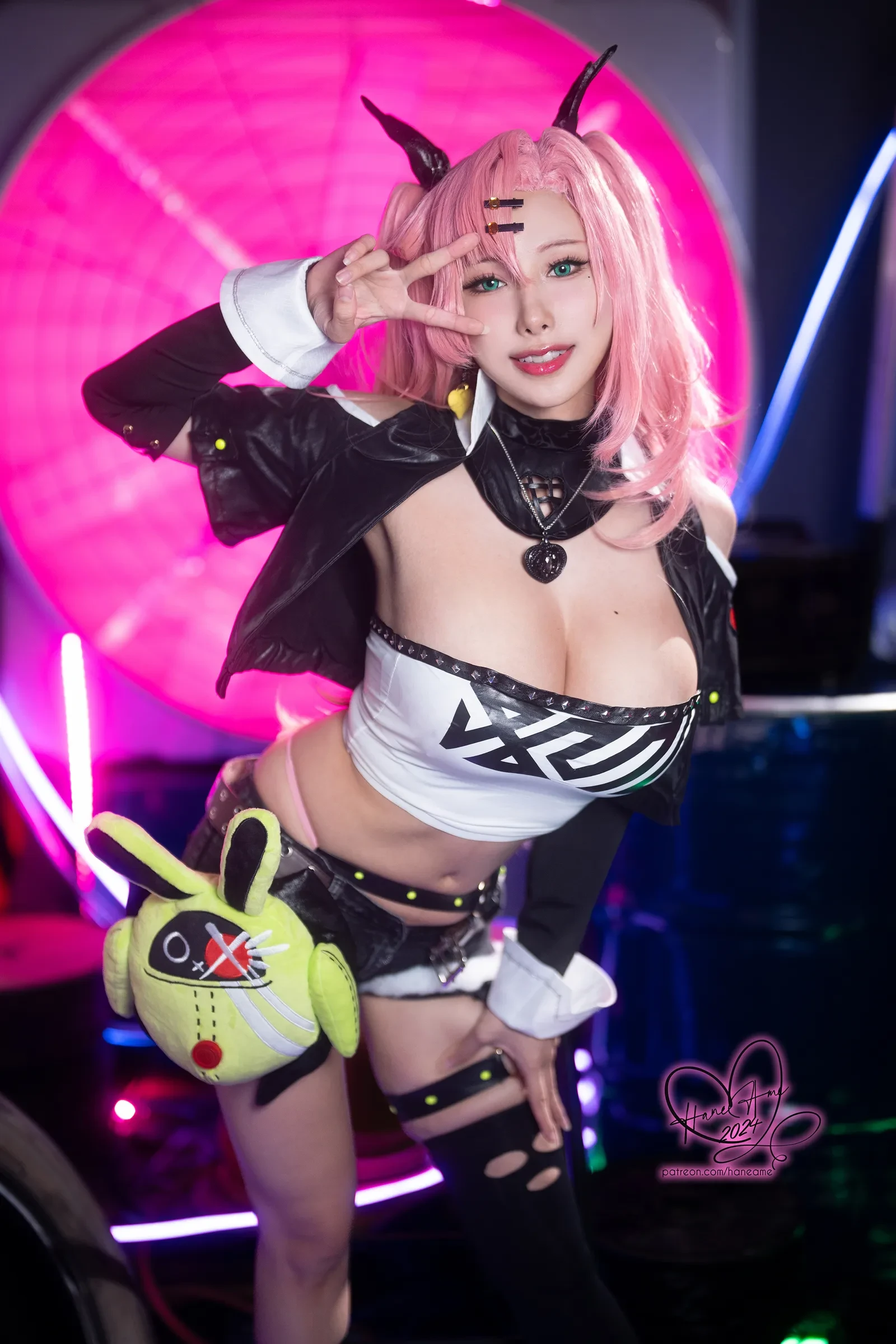 雨波_HaneAme – 绝区零 – 狡兔妮可 [35P] - 秀人网免费无水印在线套图写真