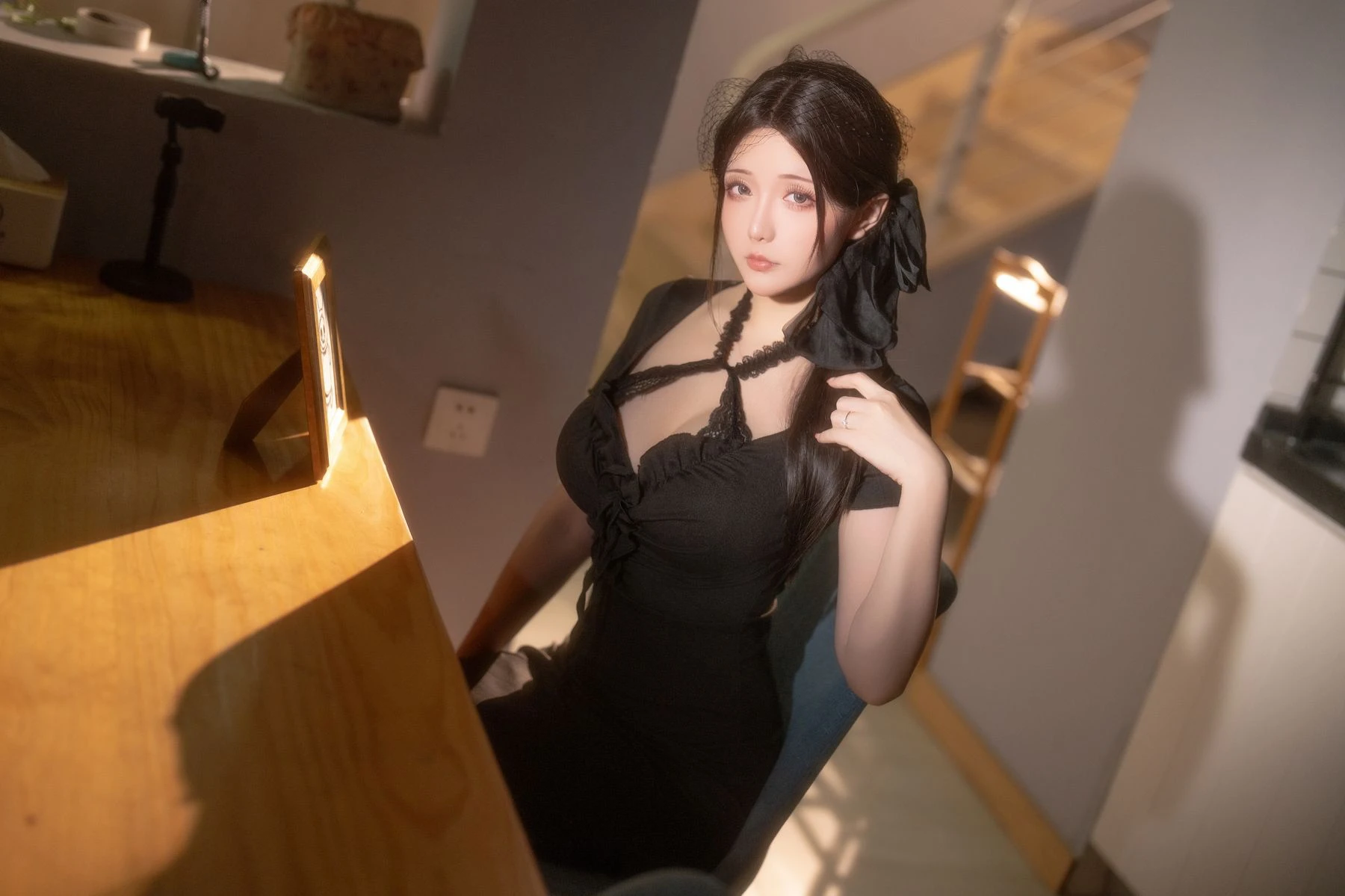 星之迟迟 – 同事的未亡人太太 [97P] - 秀人网免费无水印在线套图写真