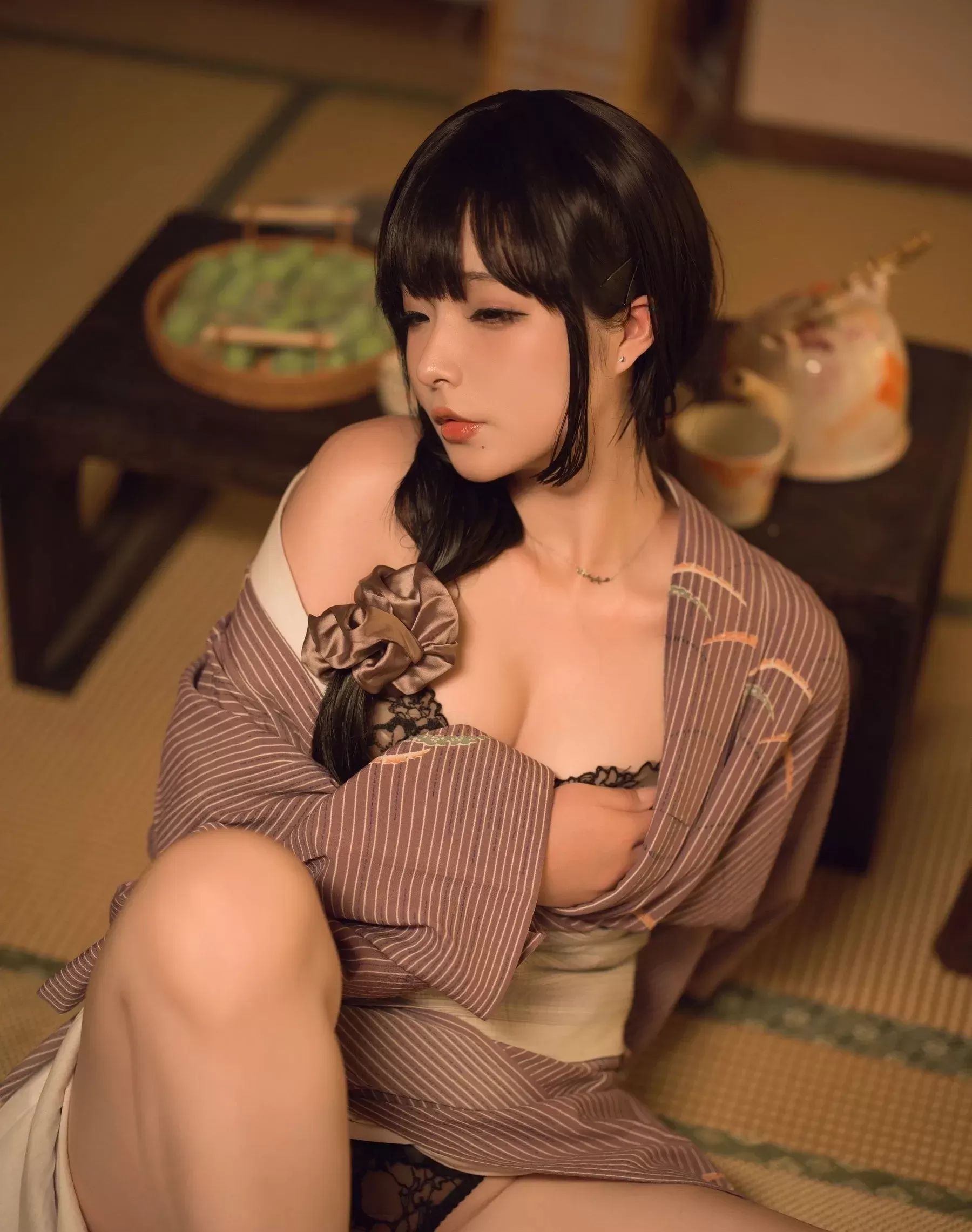 yuuhui玉汇 – 独居的寡姐 [100P] - 秀人网免费无水印在线套图写真