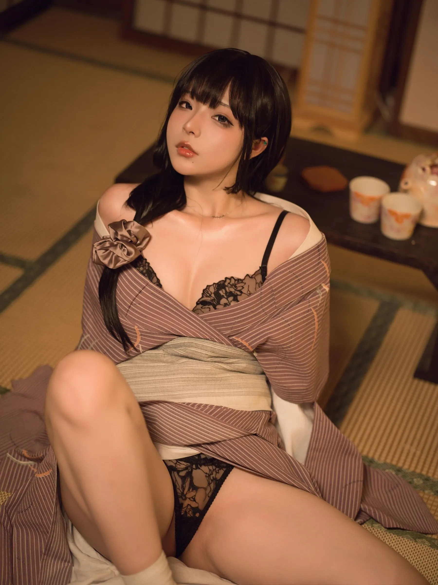 yuuhui玉汇 – 独居的寡姐 [100P] - 秀人网免费无水印在线套图写真