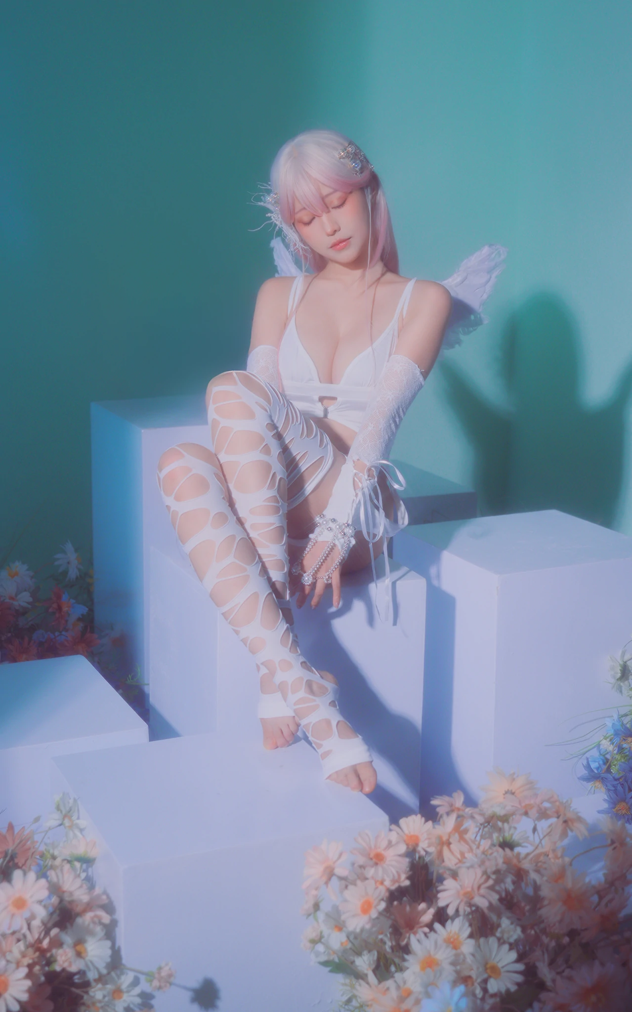 Ely_eee(ElyEE子) – 24年10月订阅 Plant Angel植天使 [36P] - 秀人网免费无水印在线套图写真