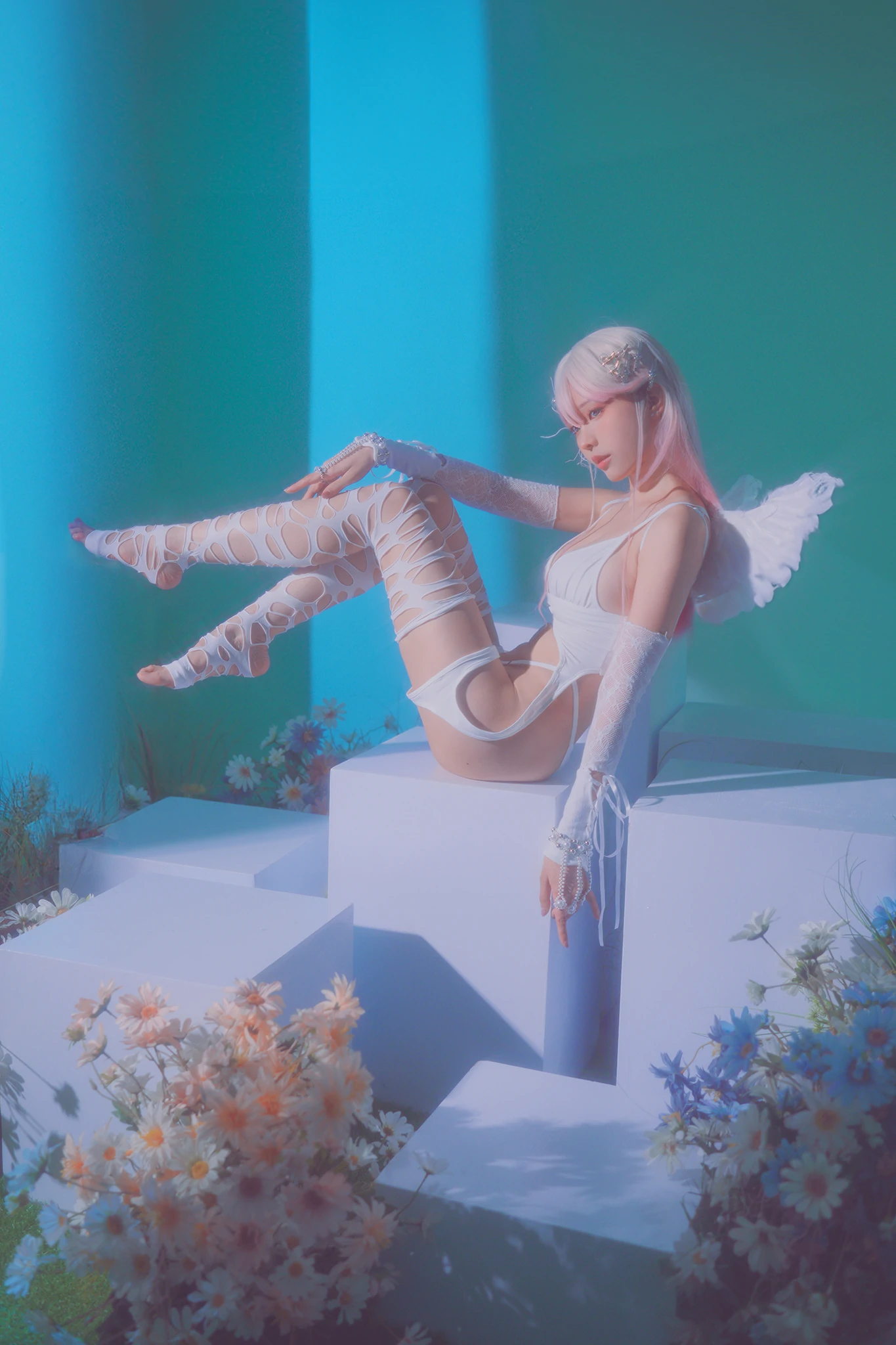 Ely_eee(ElyEE子) – 24年10月订阅 Plant Angel植天使 [36P] - 秀人网免费无水印在线套图写真