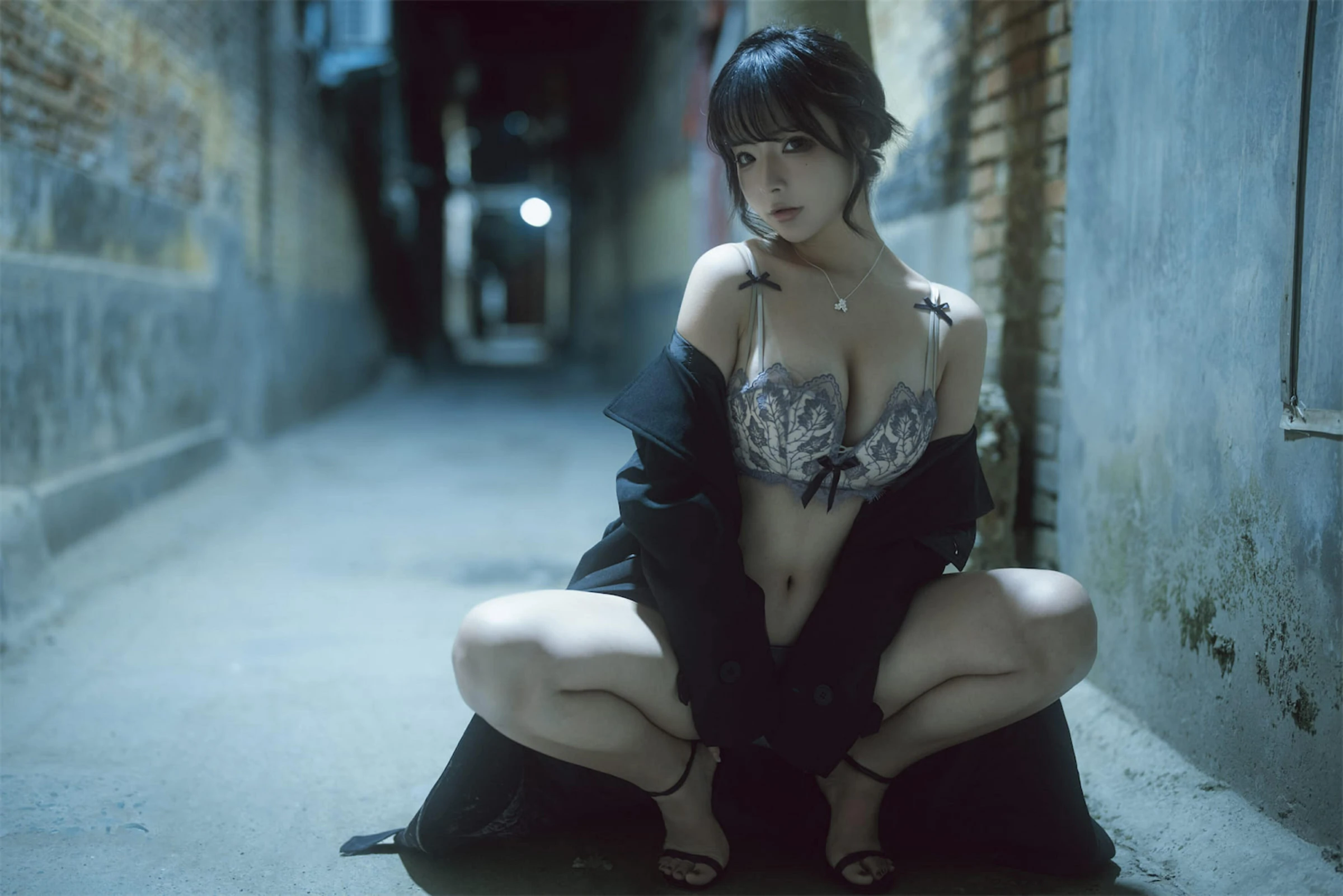 yuuhui玉汇 (Kokuhui) – 暗巷 [129P] - 秀人网免费无水印在线套图写真