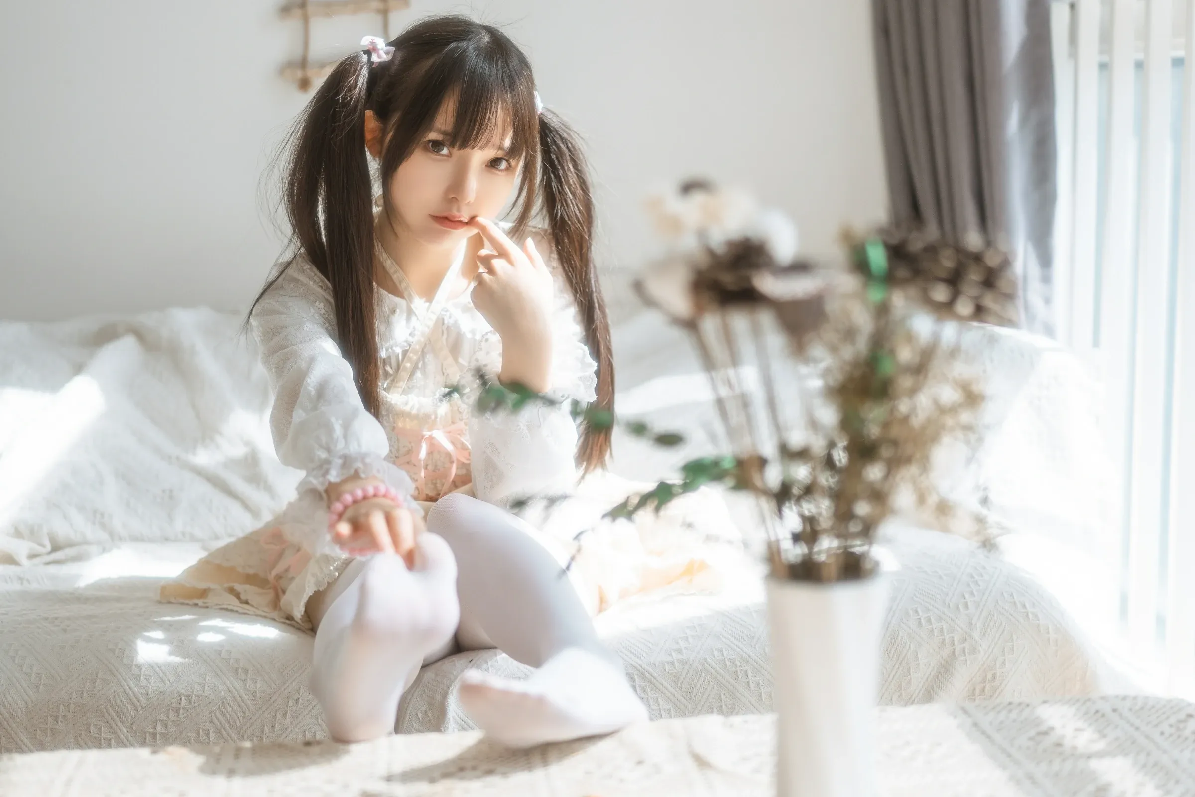 六味帝皇酱 &#8211; 洛丽塔 [70P] - 秀人网免费无水印在线套图写真